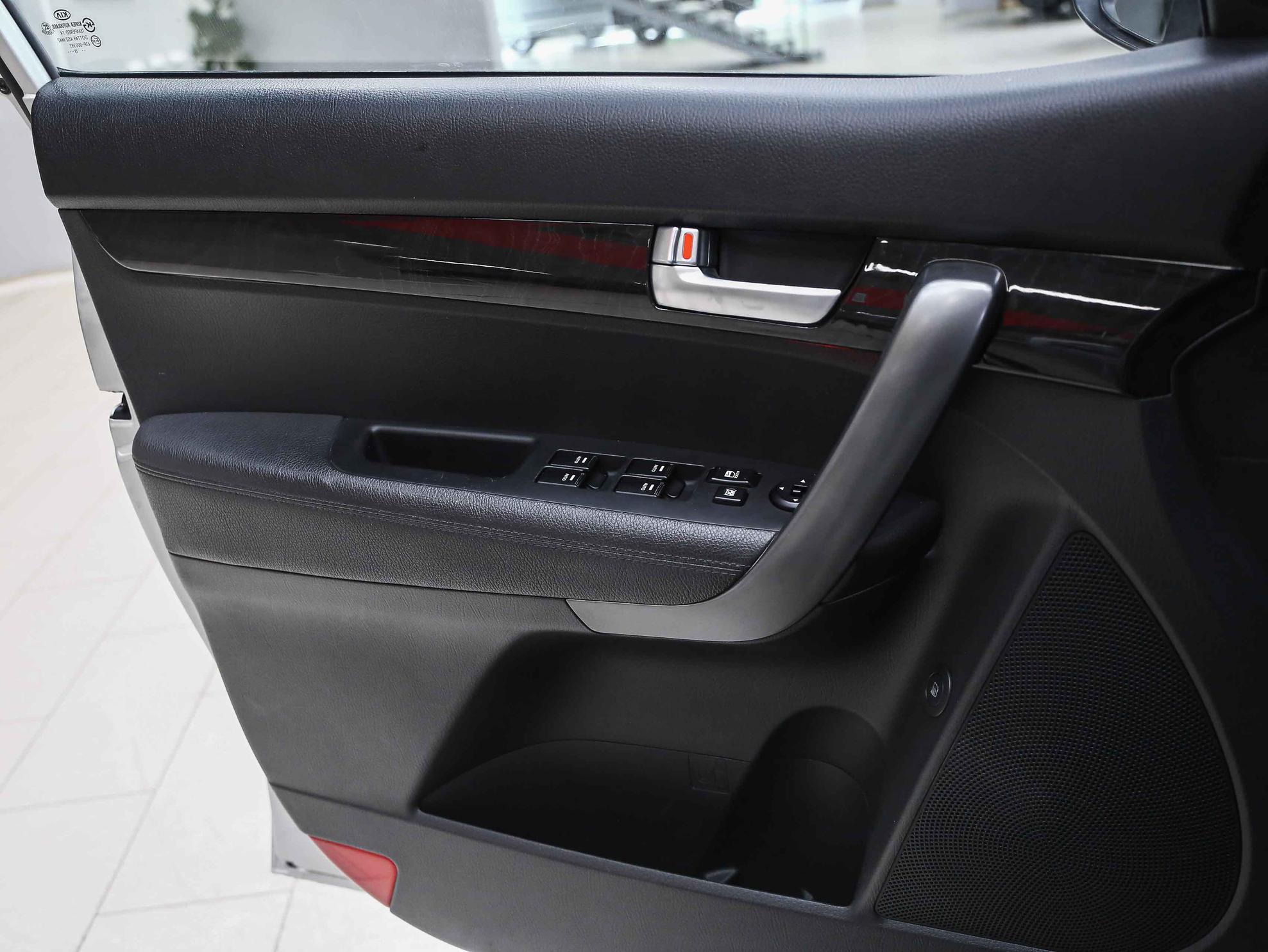 Kia Sorento 2013, серебряный, ДЦ Орехово