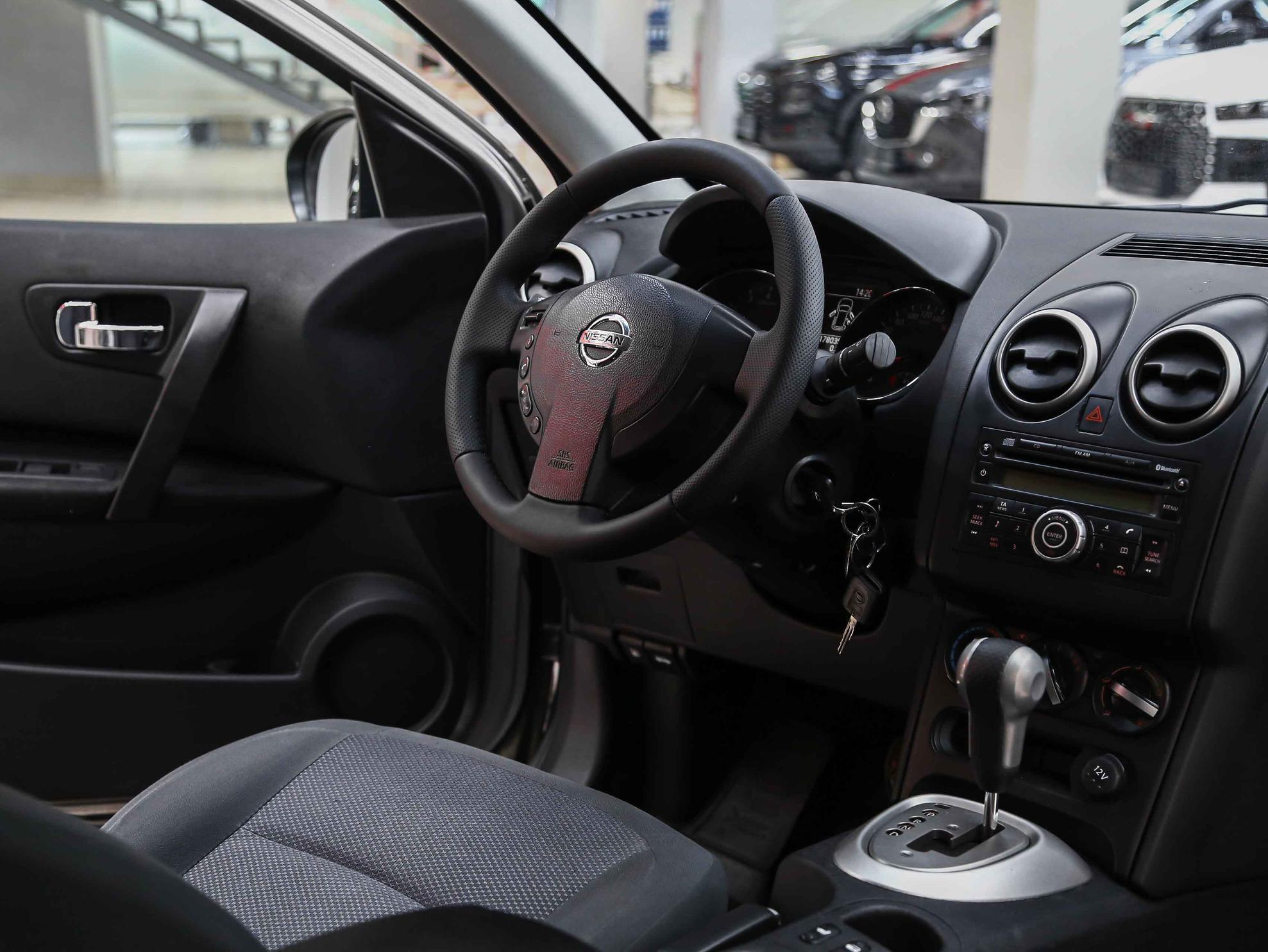 Nissan Qashqai 2011, серый, ДЦ Орехово