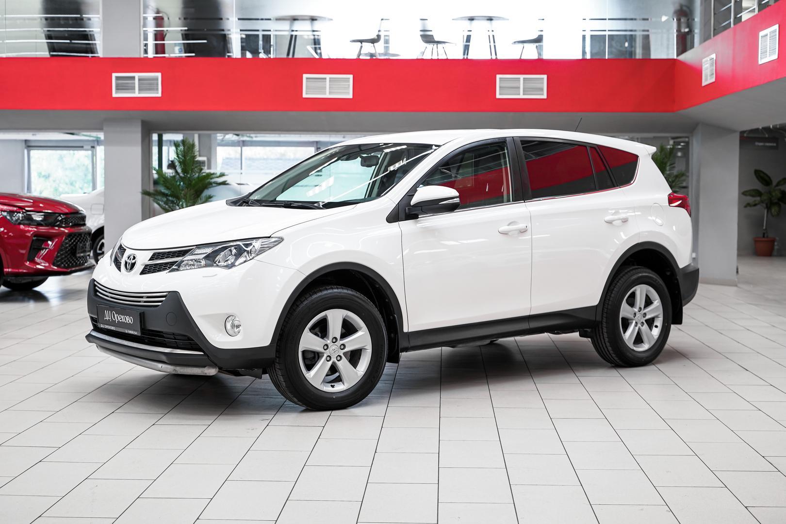 Toyota RAV4 2013, белый, ДЦ Орехово