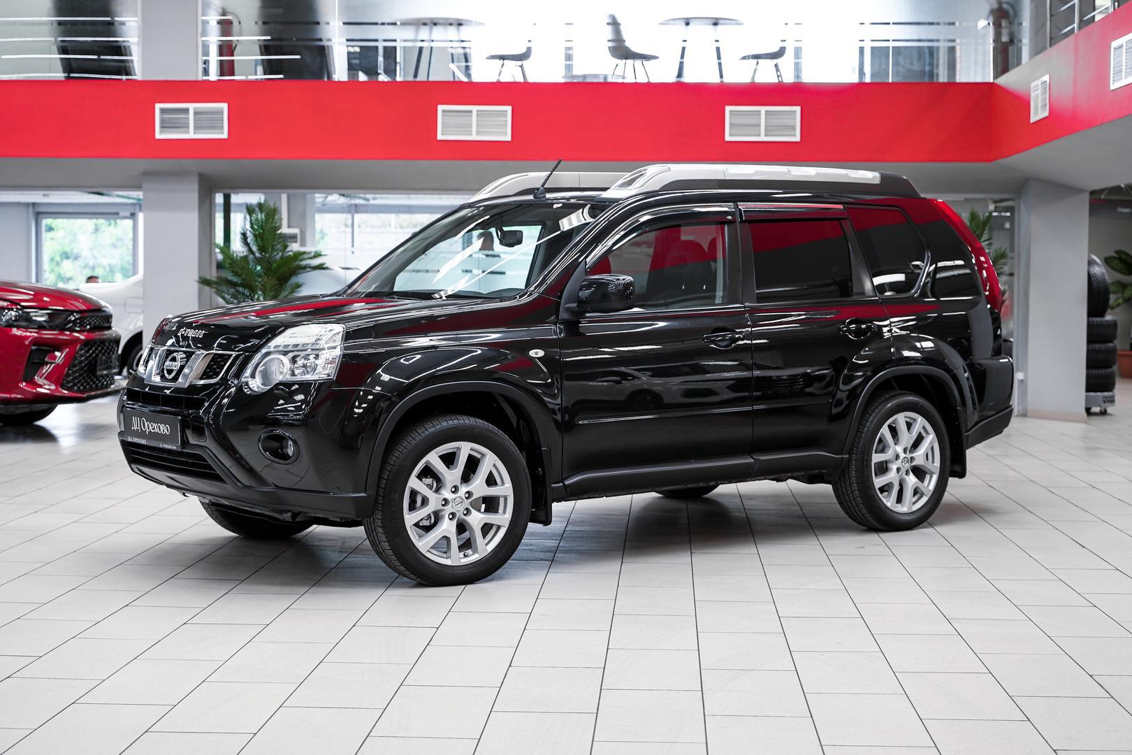 Nissan X-Trail 2012, черный, ДЦ Орехово