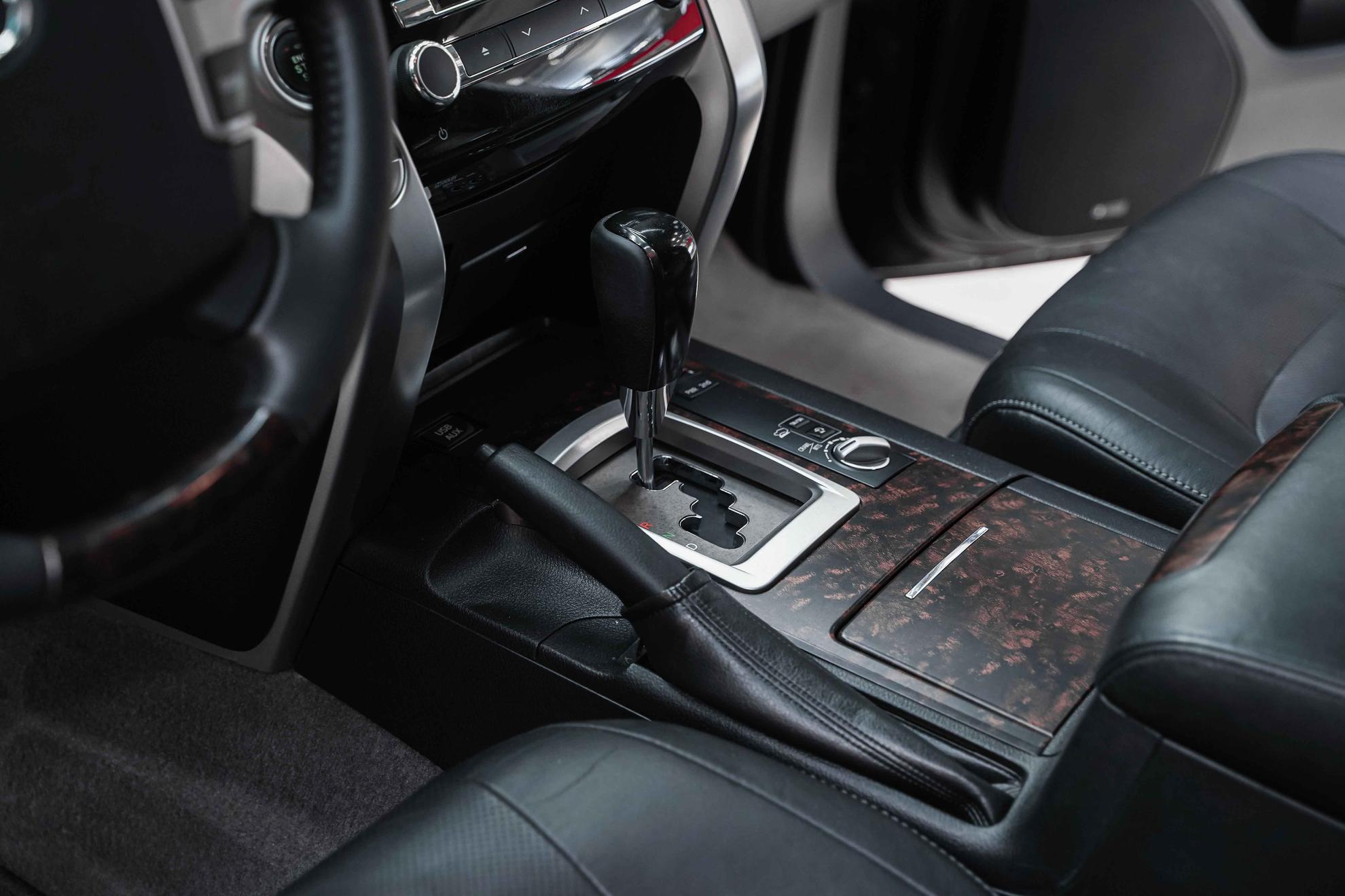 Toyota Land Cruiser 2012, черный, ДЦ Орехово