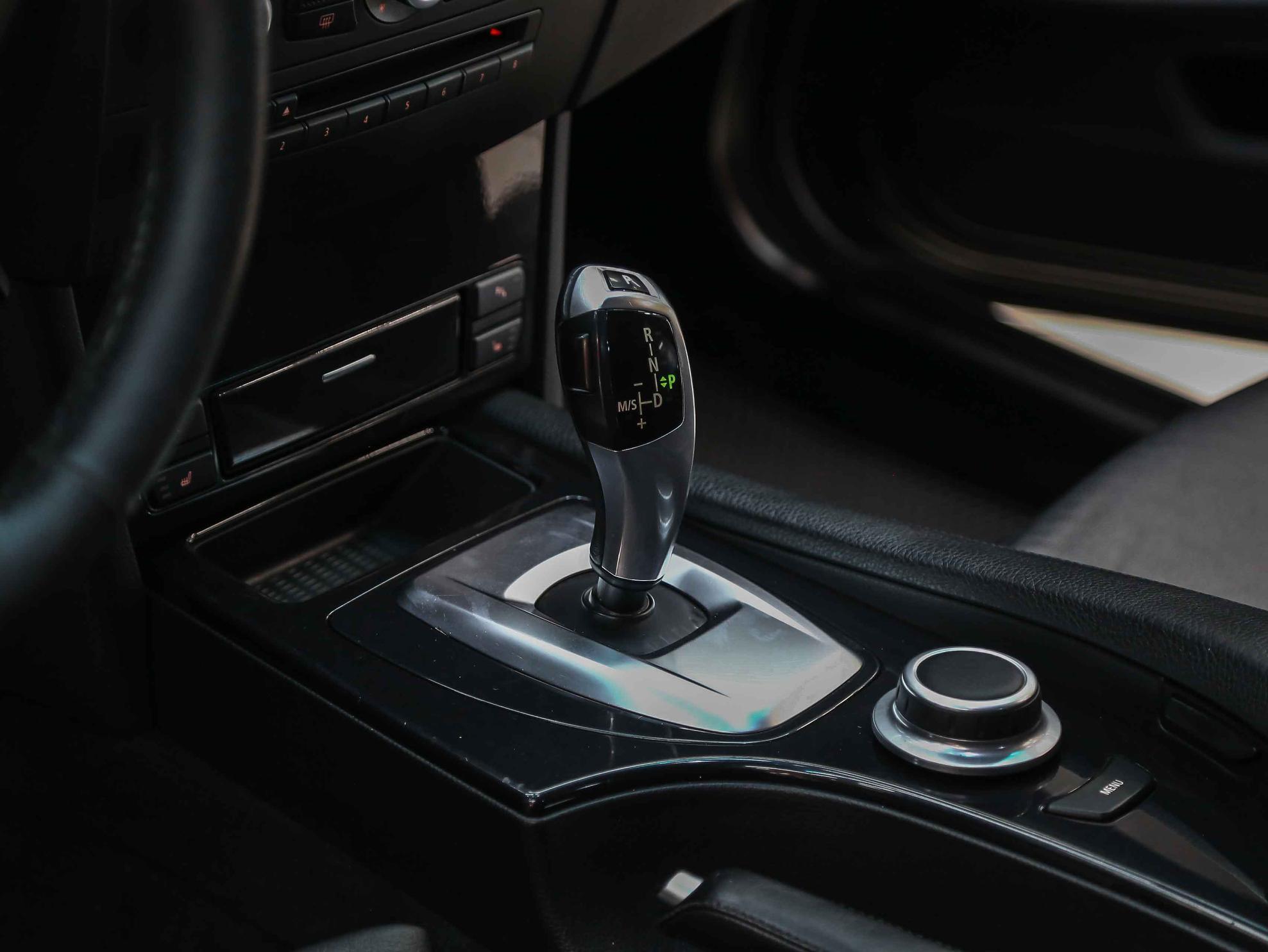 BMW 5 серии 2007, белый, ДЦ Орехово
