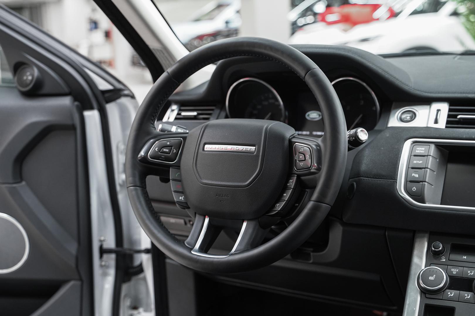 Land Rover Range Rover Evoque 2014, белый, ДЦ Орехово