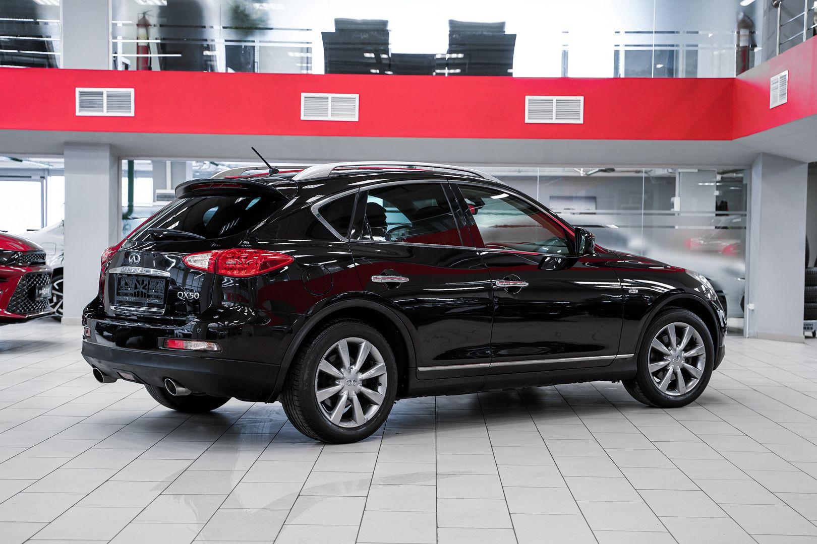 Infiniti QX50 2013, черный, ДЦ Орехово