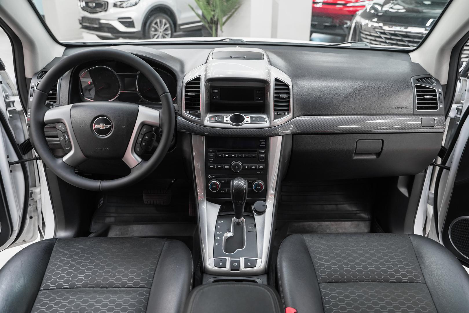 Chevrolet Captiva 2015, белый, ДЦ Орехово