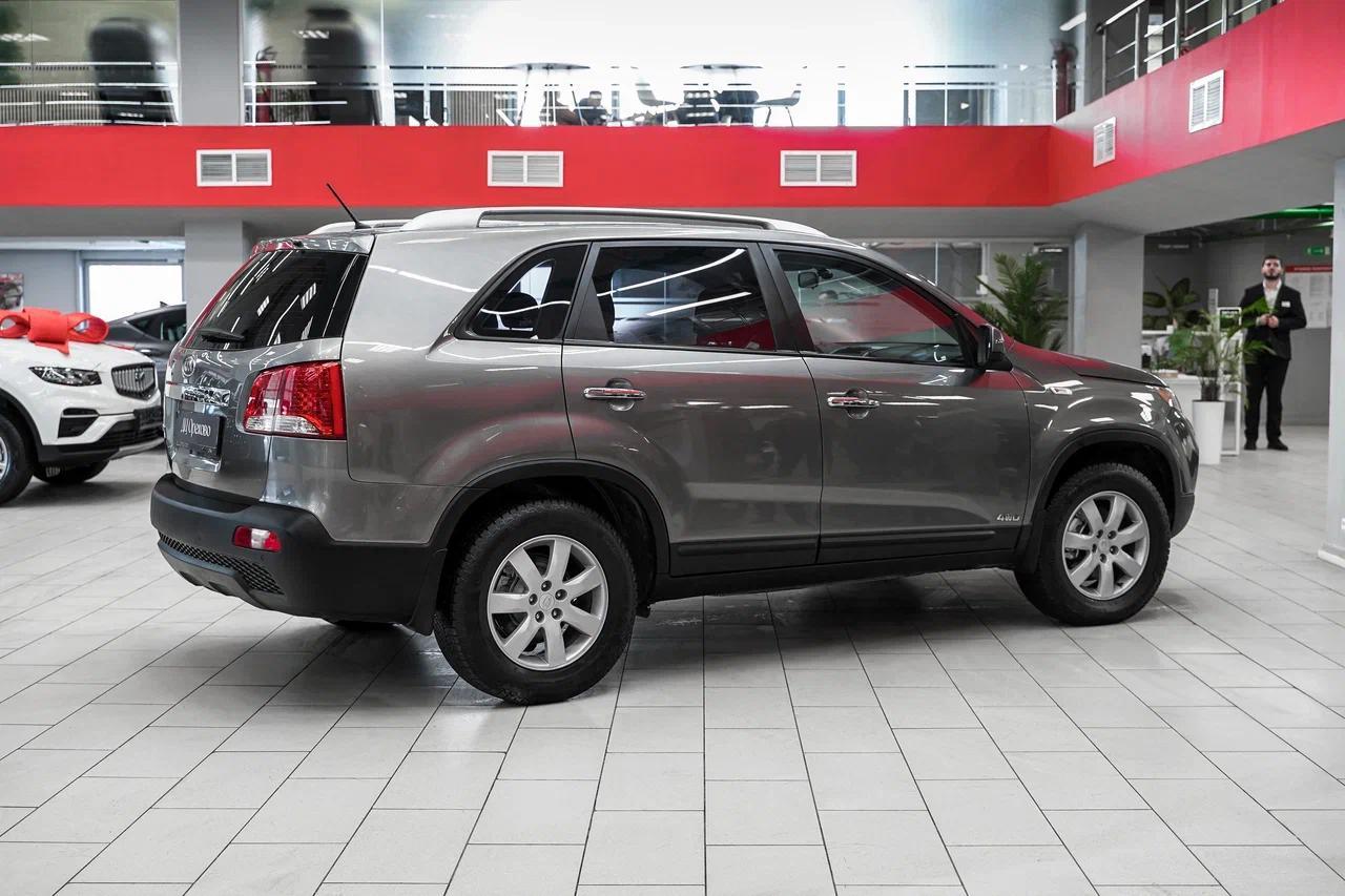 Kia Sorento 2009, серый, ДЦ Орехово