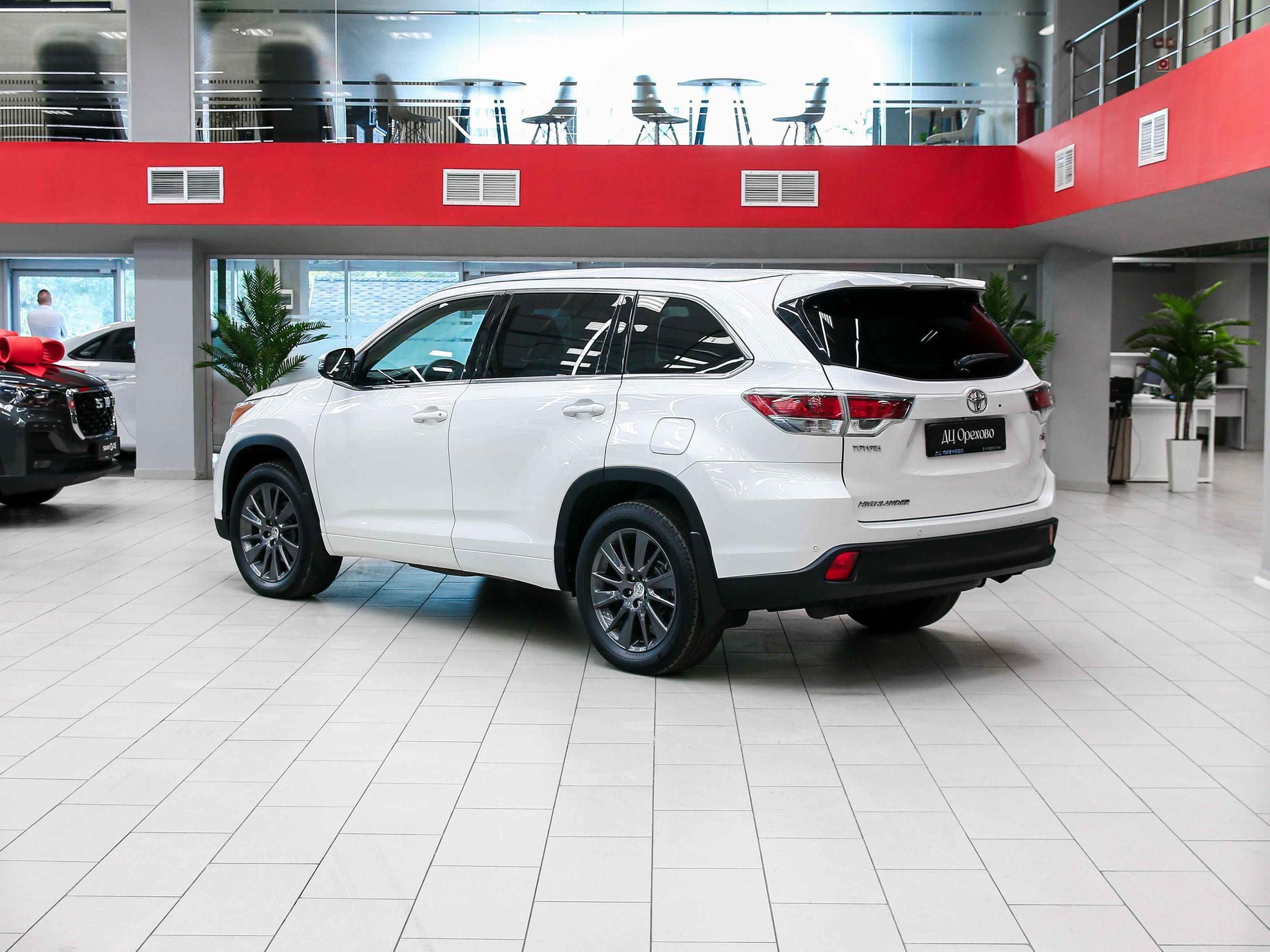 Toyota Highlander 2014, белый, ДЦ Орехово