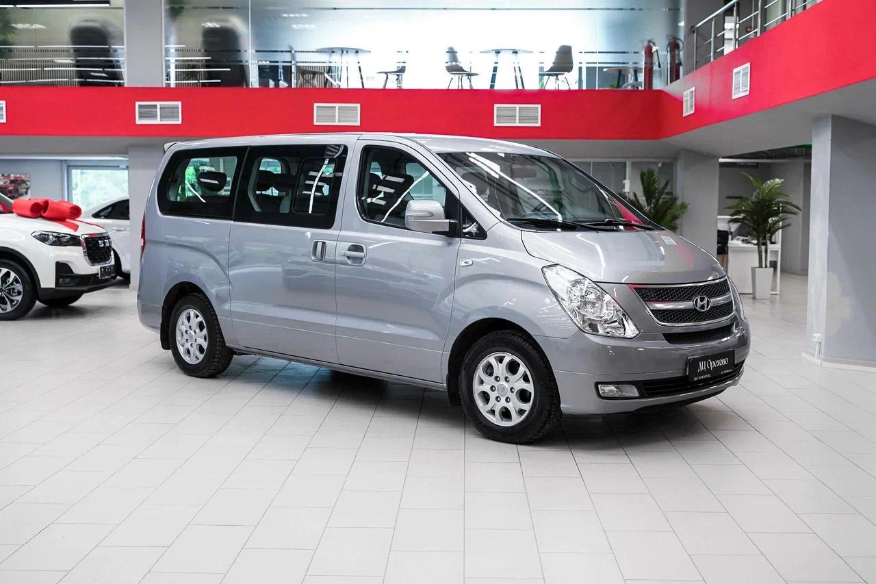 Hyundai Grand Starex 2014, серый, ДЦ Орехово