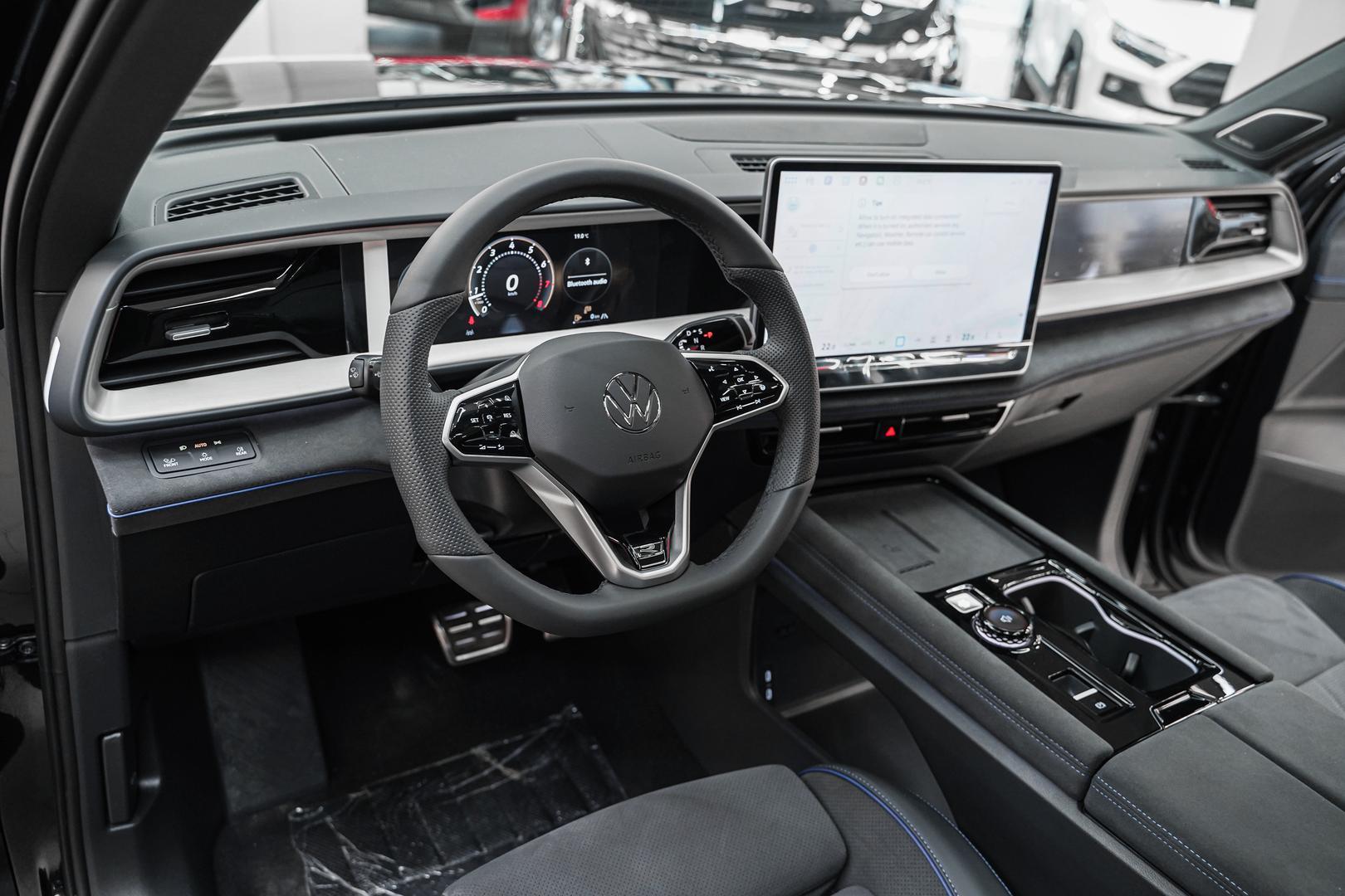 Volkswagen Teramont 2025, черный, ДЦ Орехово
