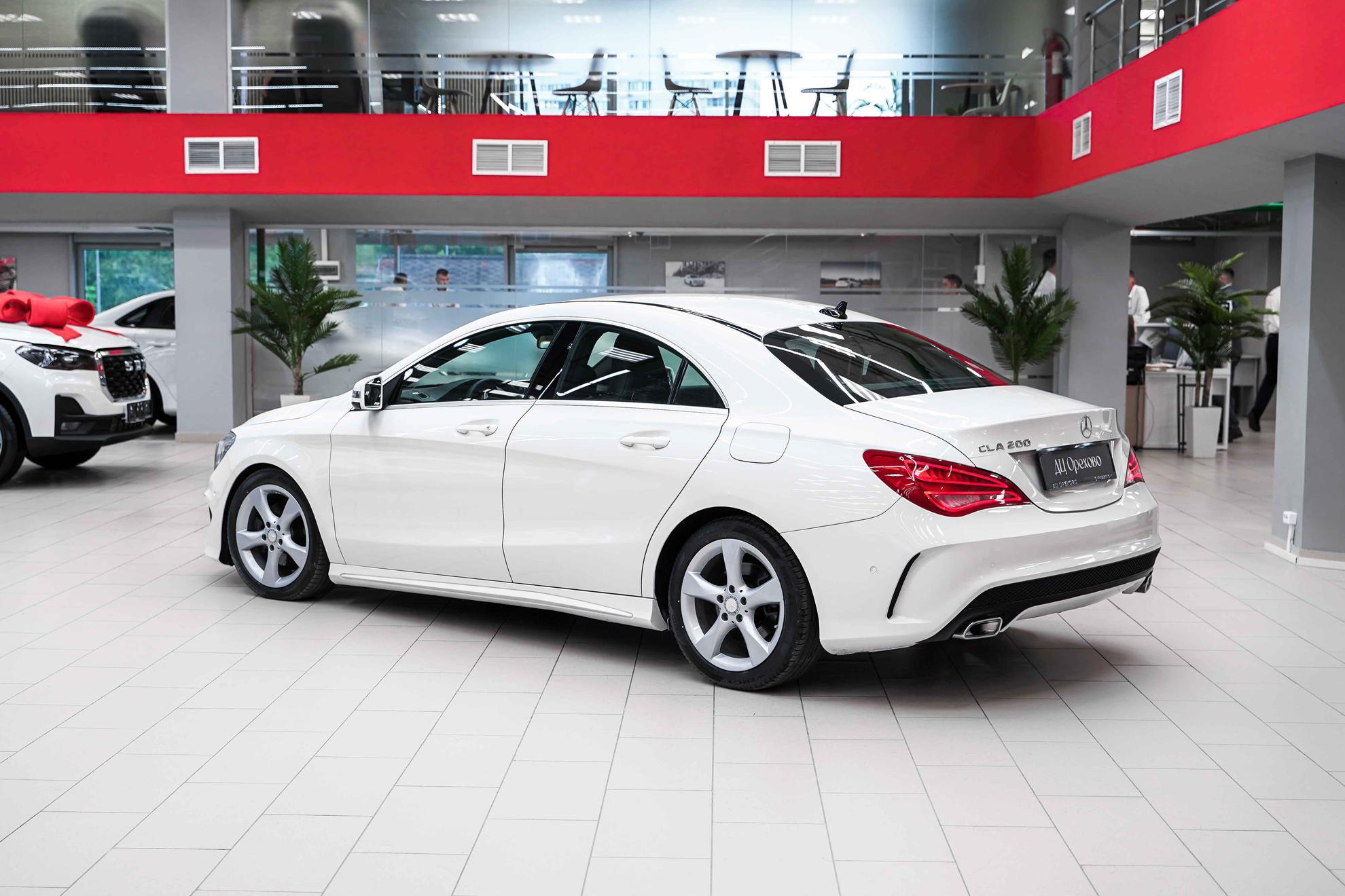 Mercedes-Benz CLA 2014, белый, ДЦ Орехово
