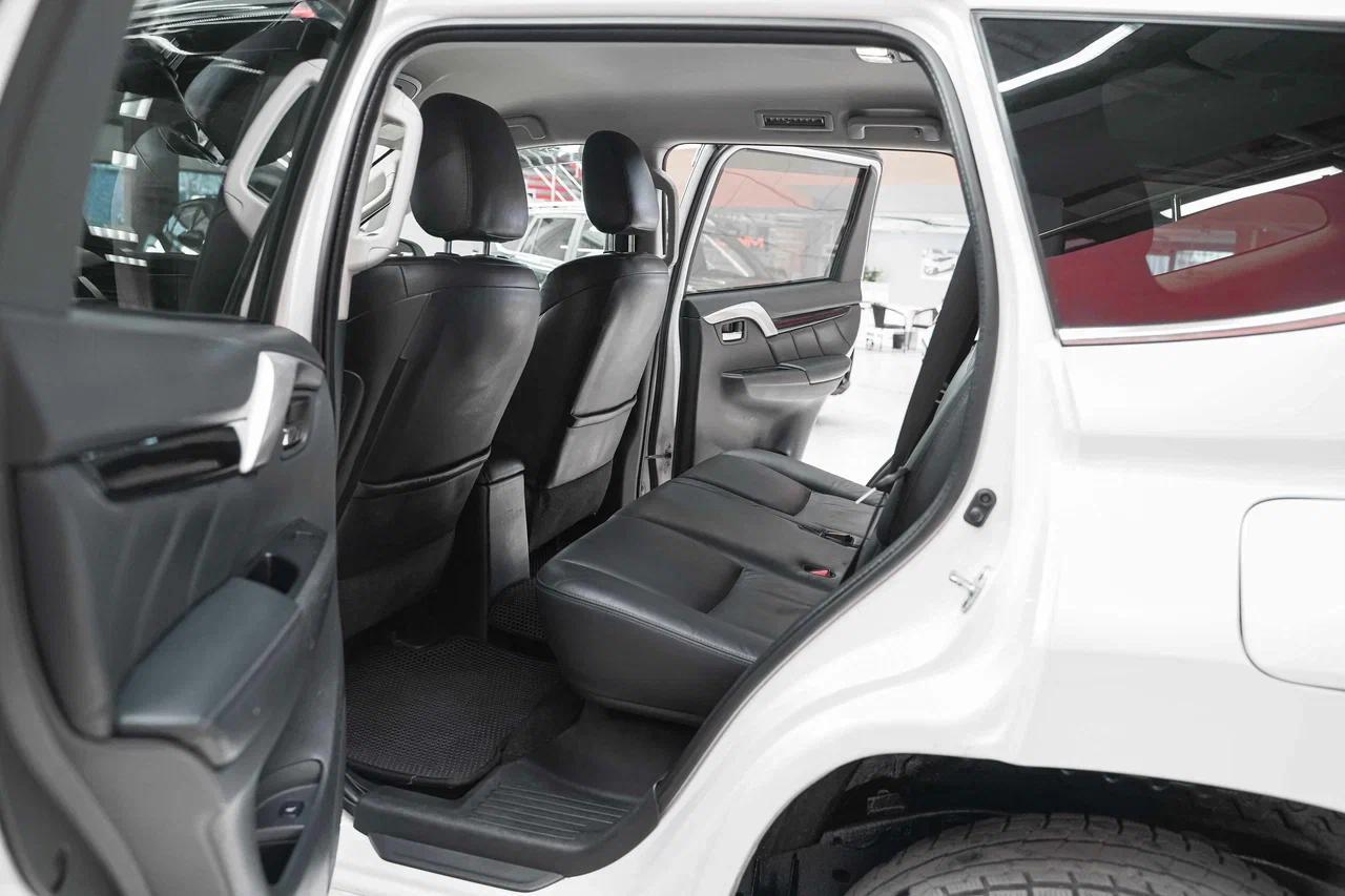 Mitsubishi Pajero Sport 2018, белый, ДЦ Орехово