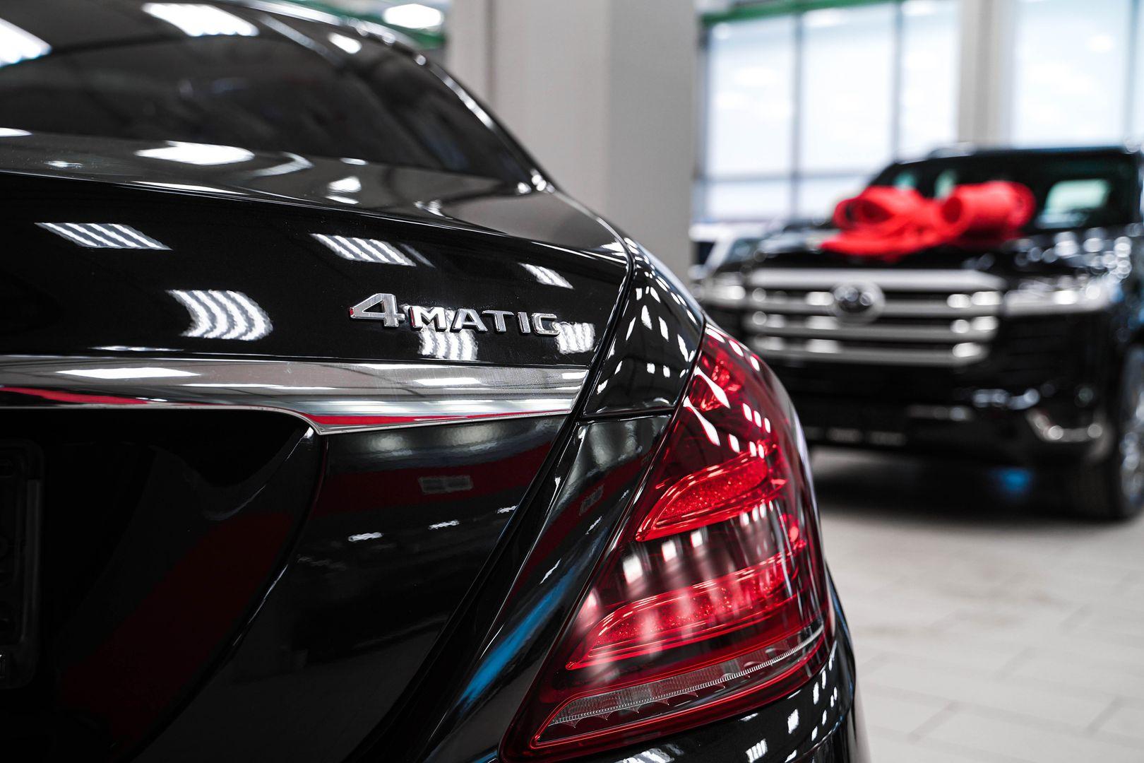 Mercedes-Benz S-Класс 2018, черный, ДЦ Орехово