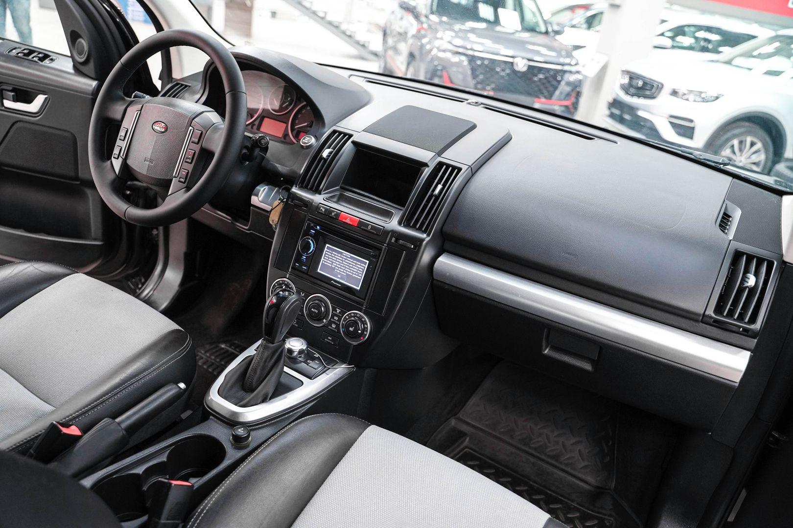 Land Rover Freelander 2010, черный, ДЦ Орехово