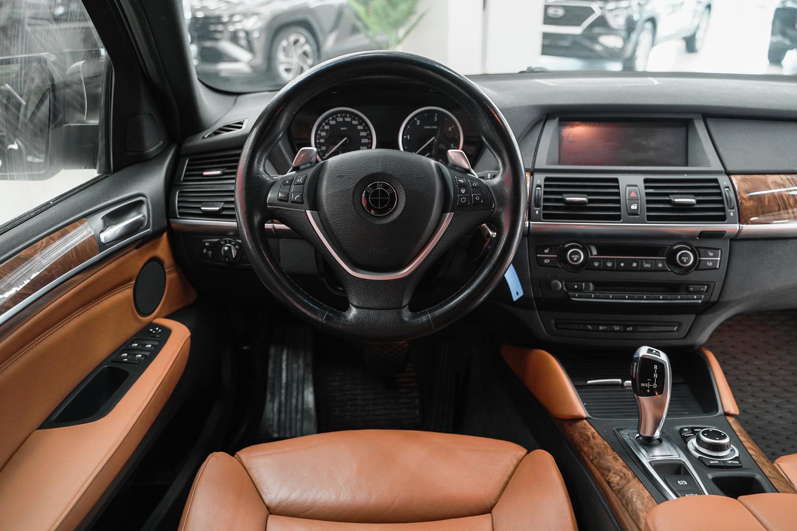 BMW X6 2011, черный, ДЦ Орехово