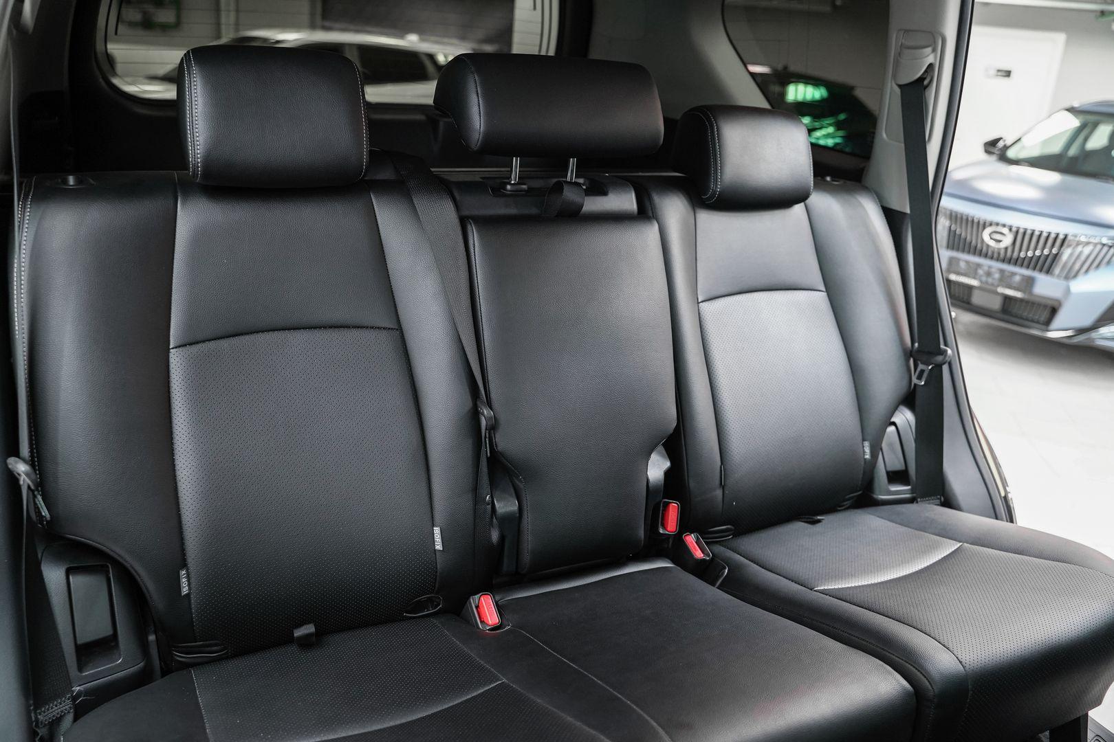 Toyota Land Cruiser Prado 2014, черный, ДЦ Орехово