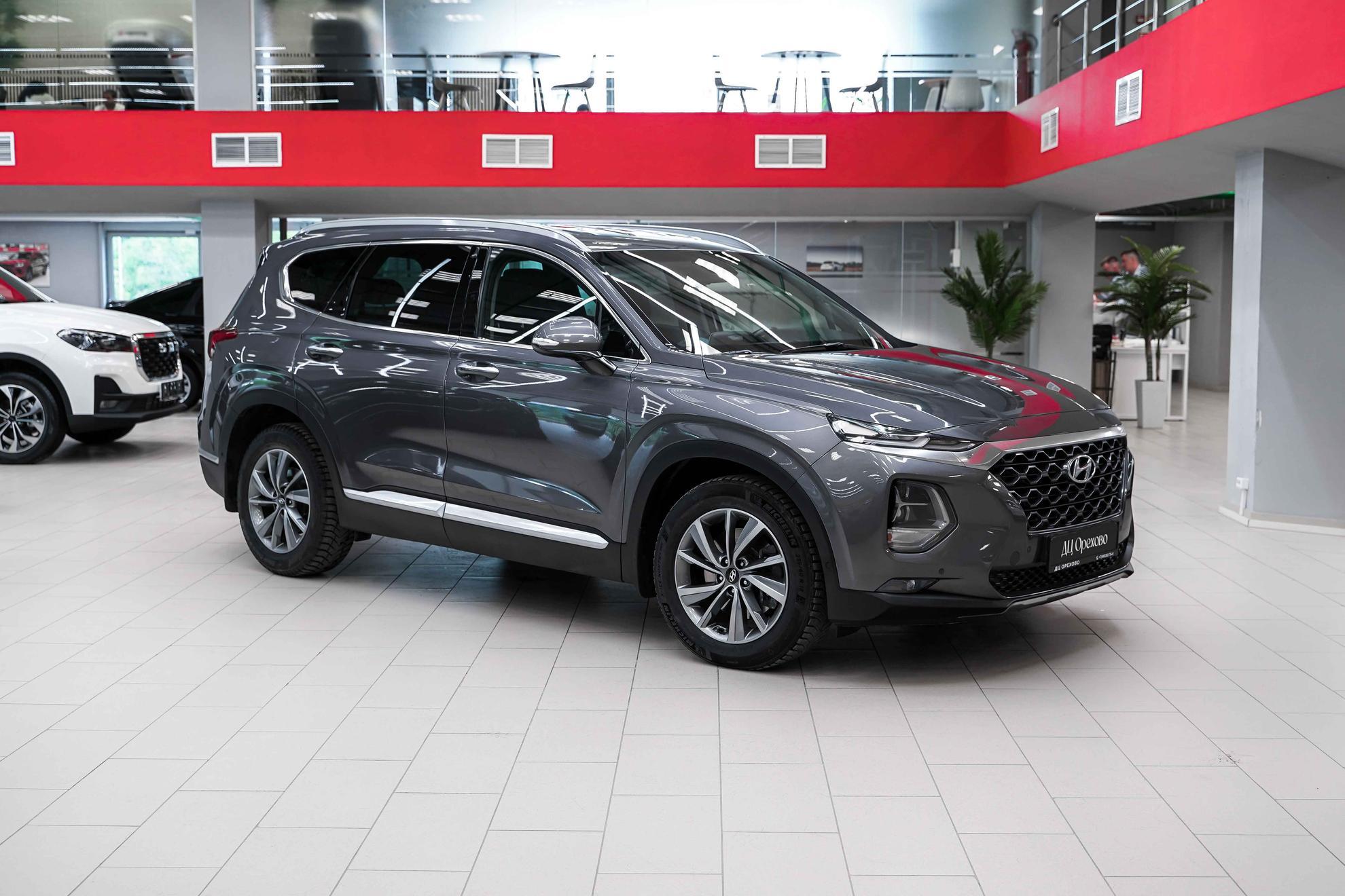 Hyundai Santa Fe 2019, серый, ДЦ Орехово