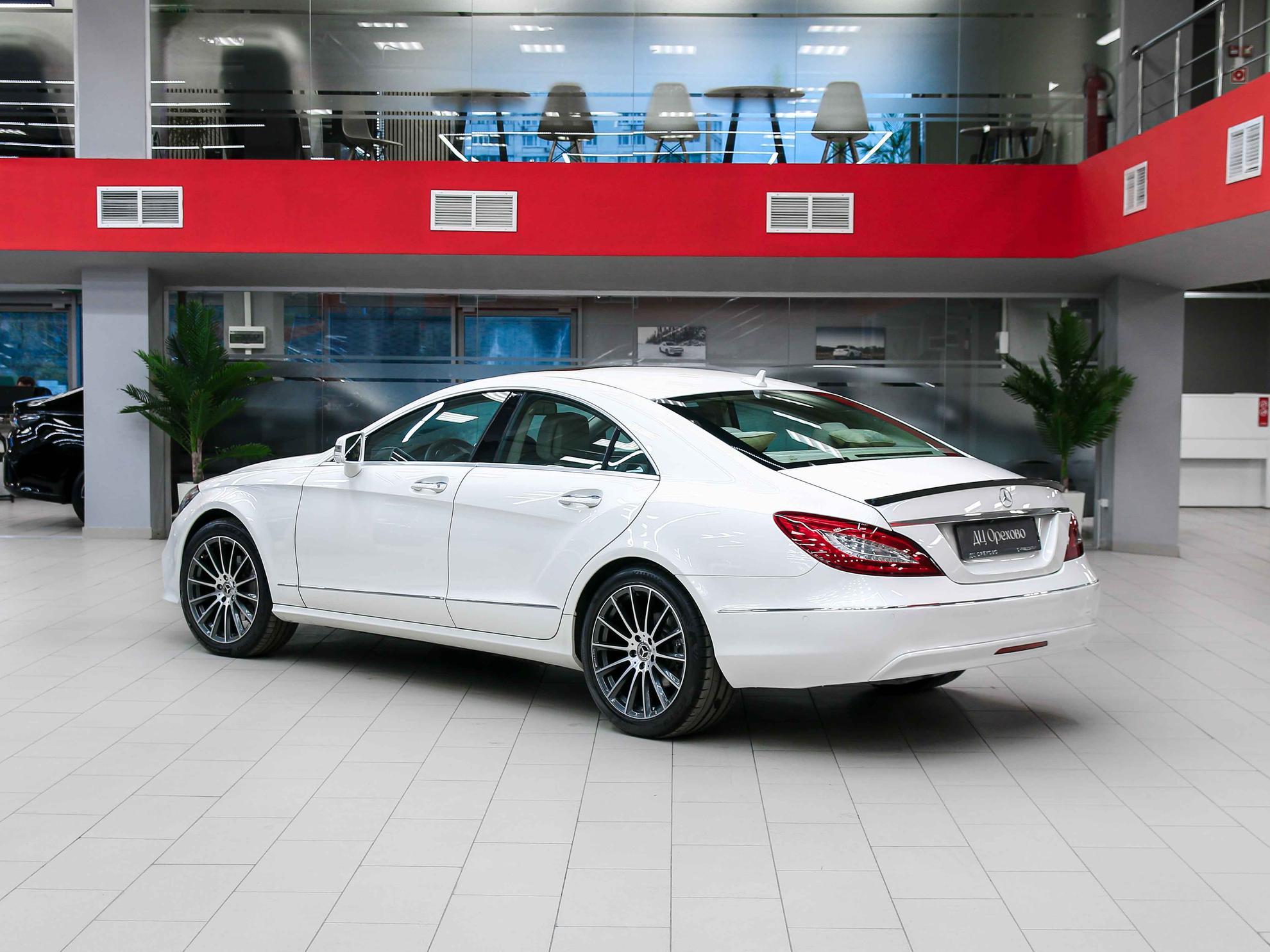 Mercedes-Benz CLS 2014, белый, ДЦ Орехово
