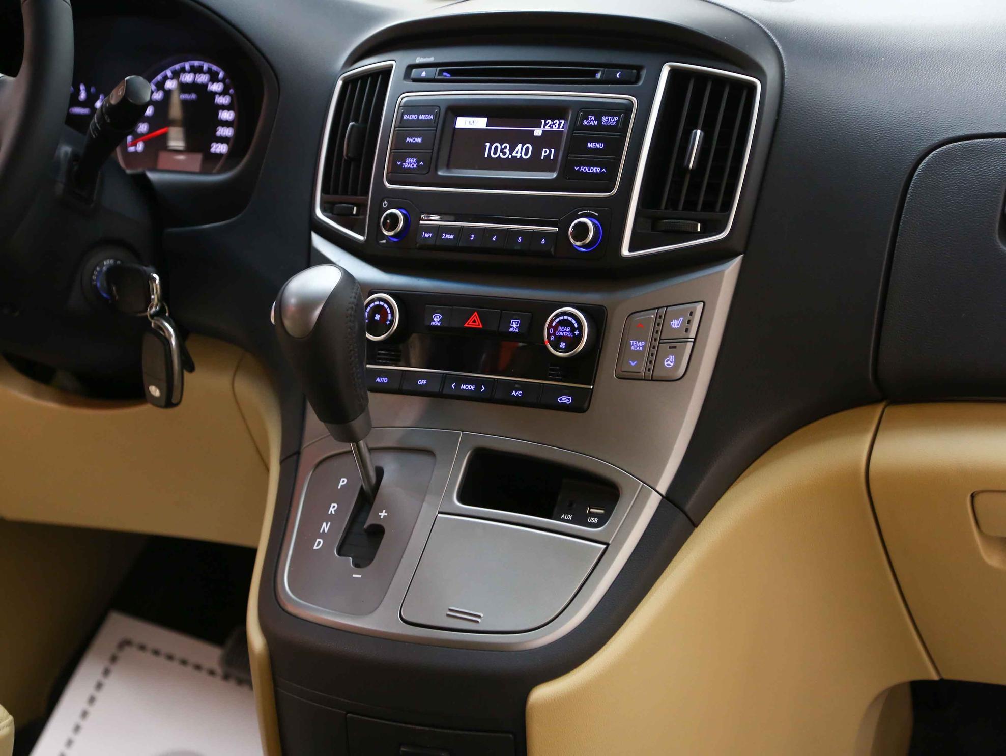 Hyundai H-1 2019, черный, ДЦ Орехово
