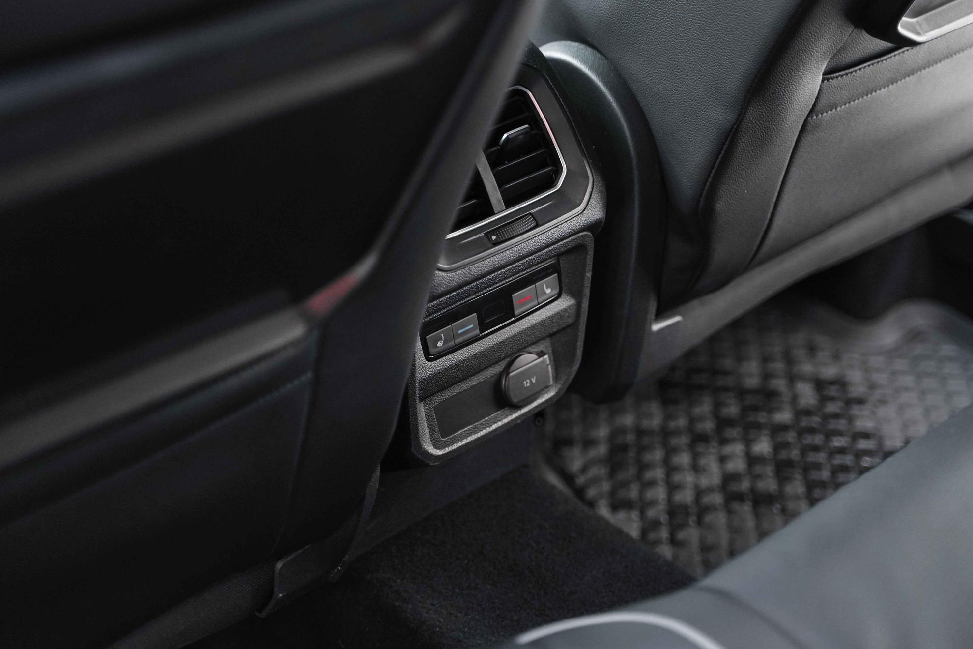 Volkswagen Tiguan 2017, белый, ДЦ Орехово