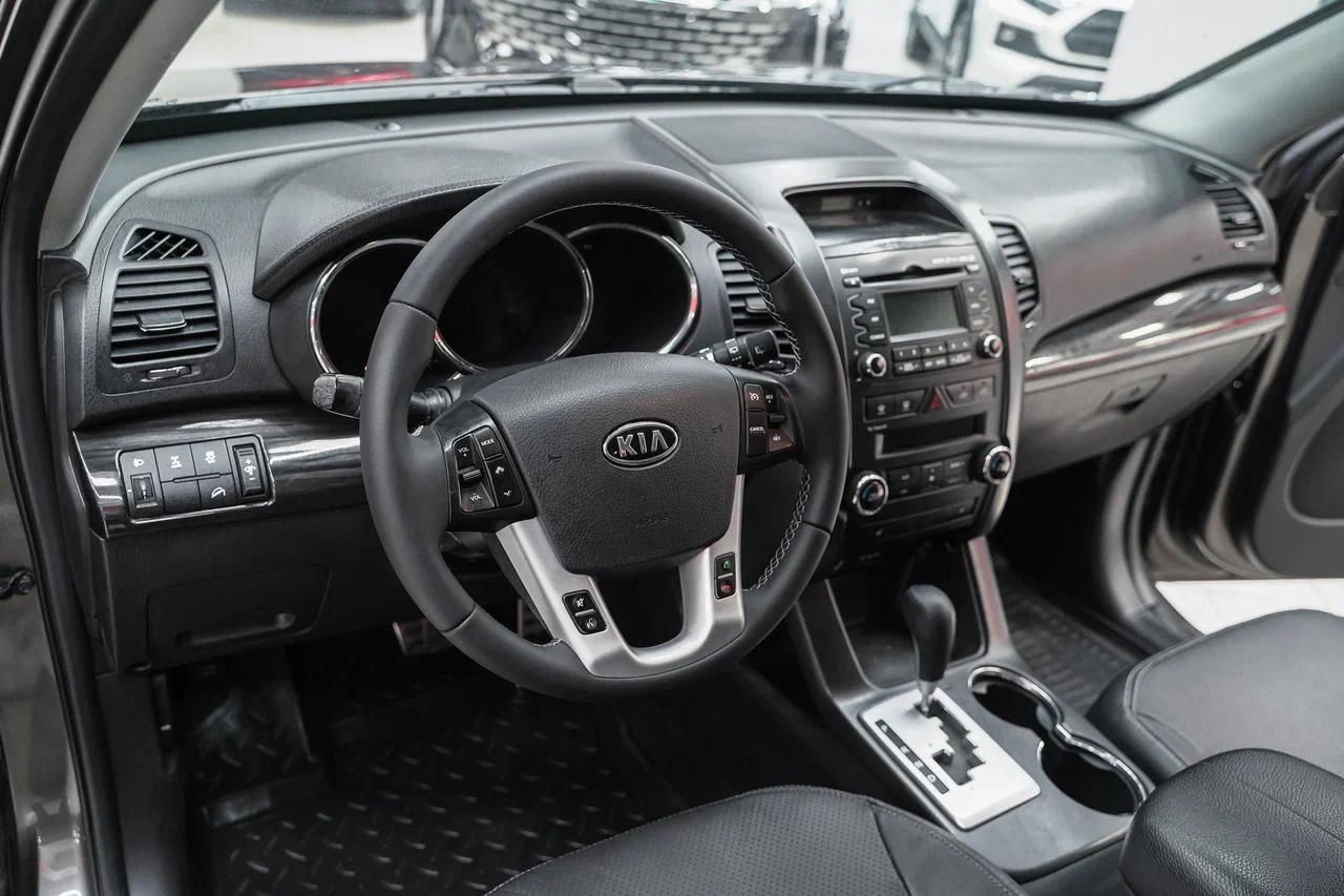 Kia Sorento 2012, серый, ДЦ Орехово