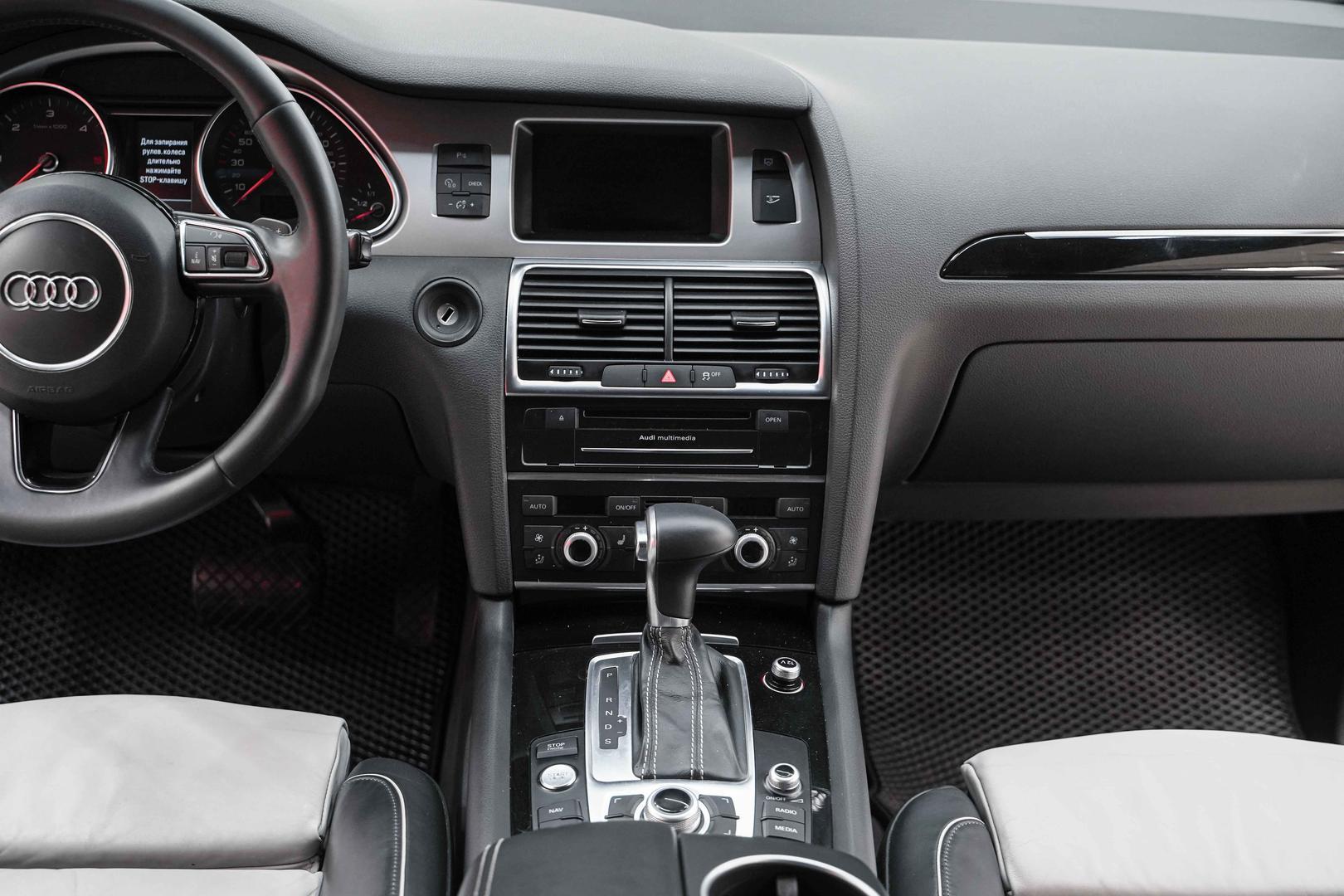 Audi Q7 2013, черный, ДЦ Орехово