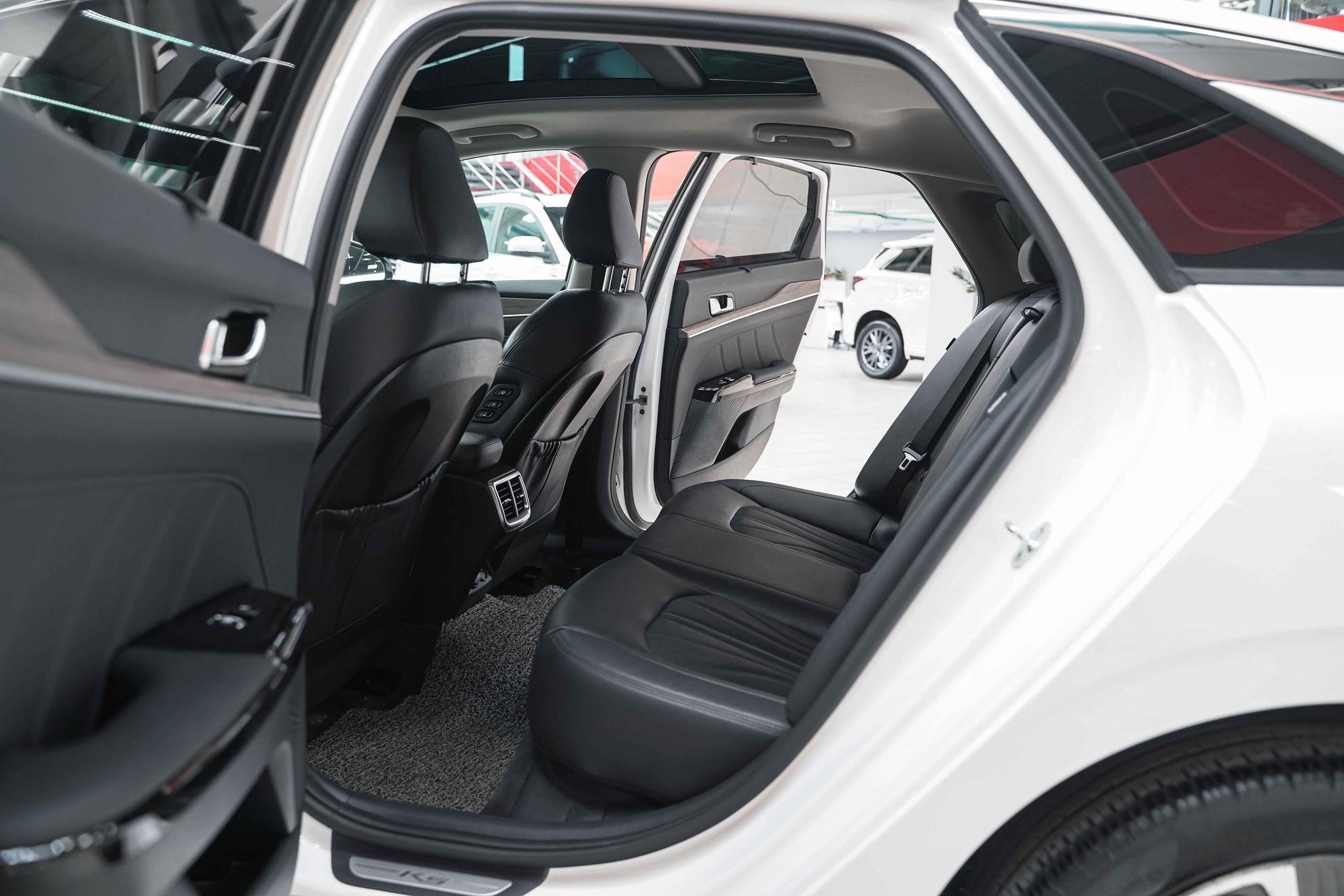 Kia K5 2021, белый, ДЦ Орехово