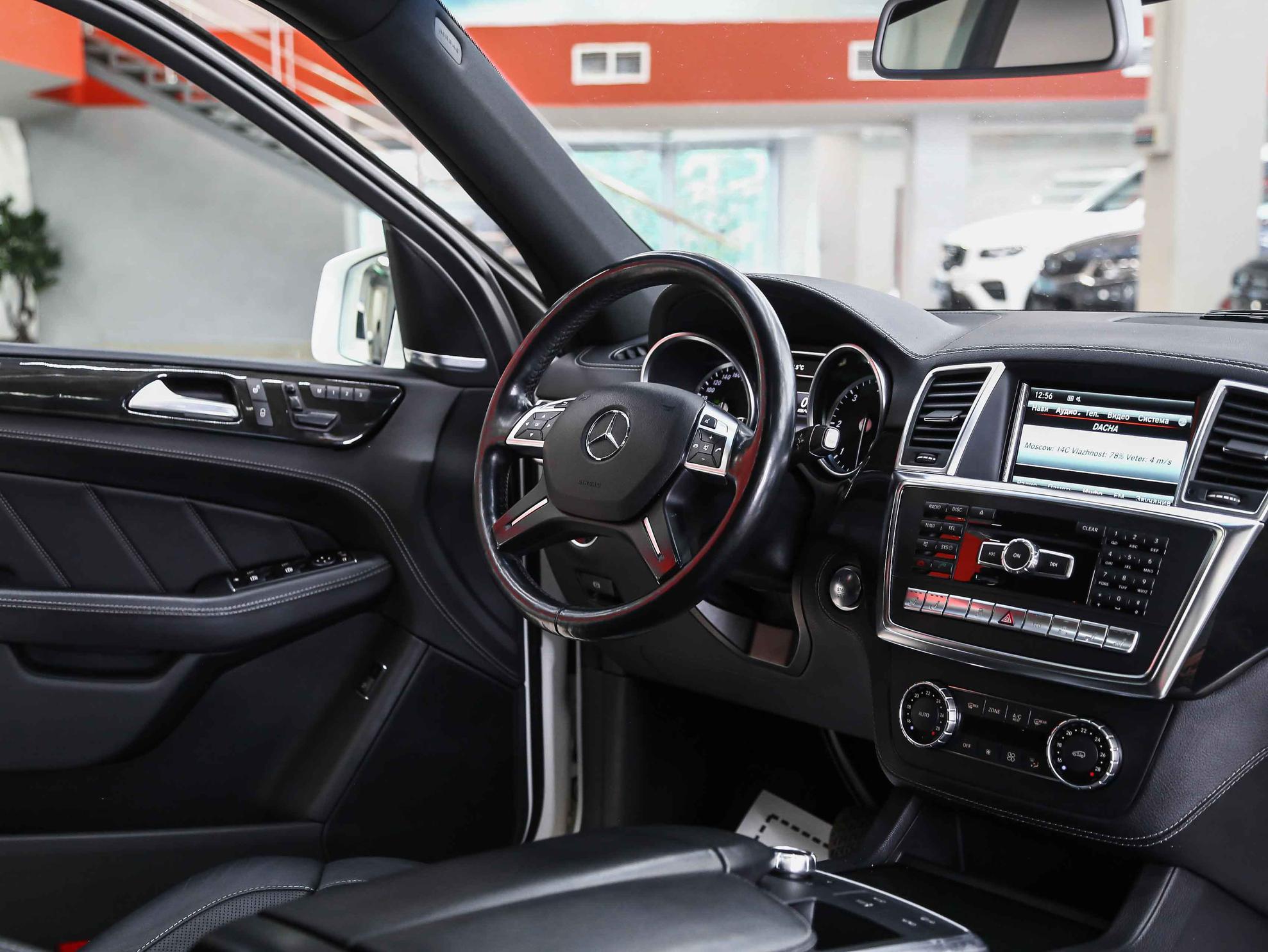 Mercedes-Benz GL-Класс 2014, белый, ДЦ Орехово