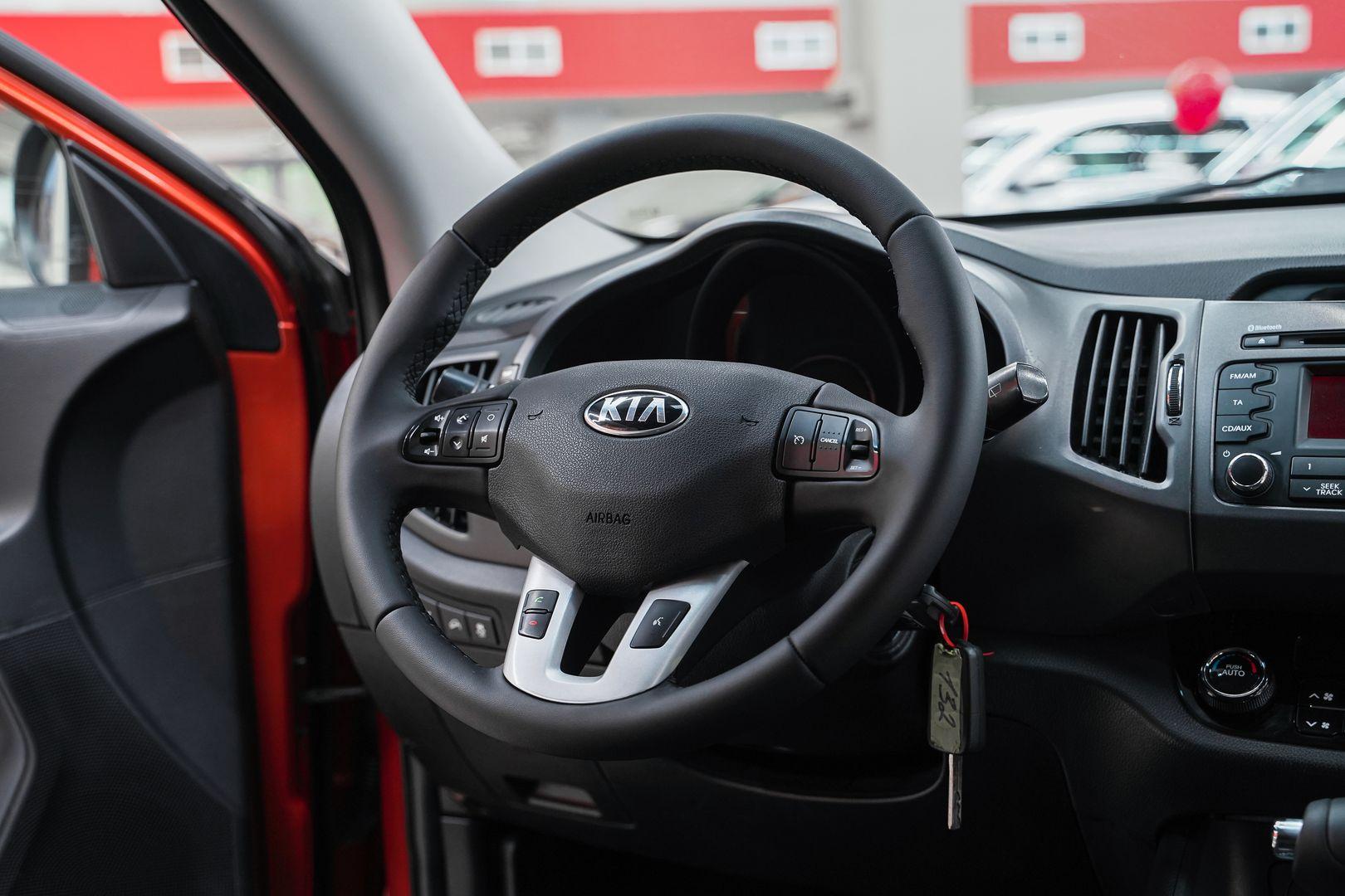 Kia Sportage 2011, оранжевый, ДЦ Орехово