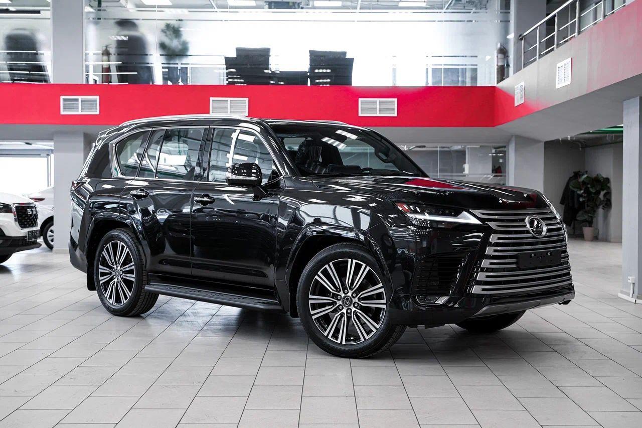 Lexus LX 2024, черный, ДЦ Орехово