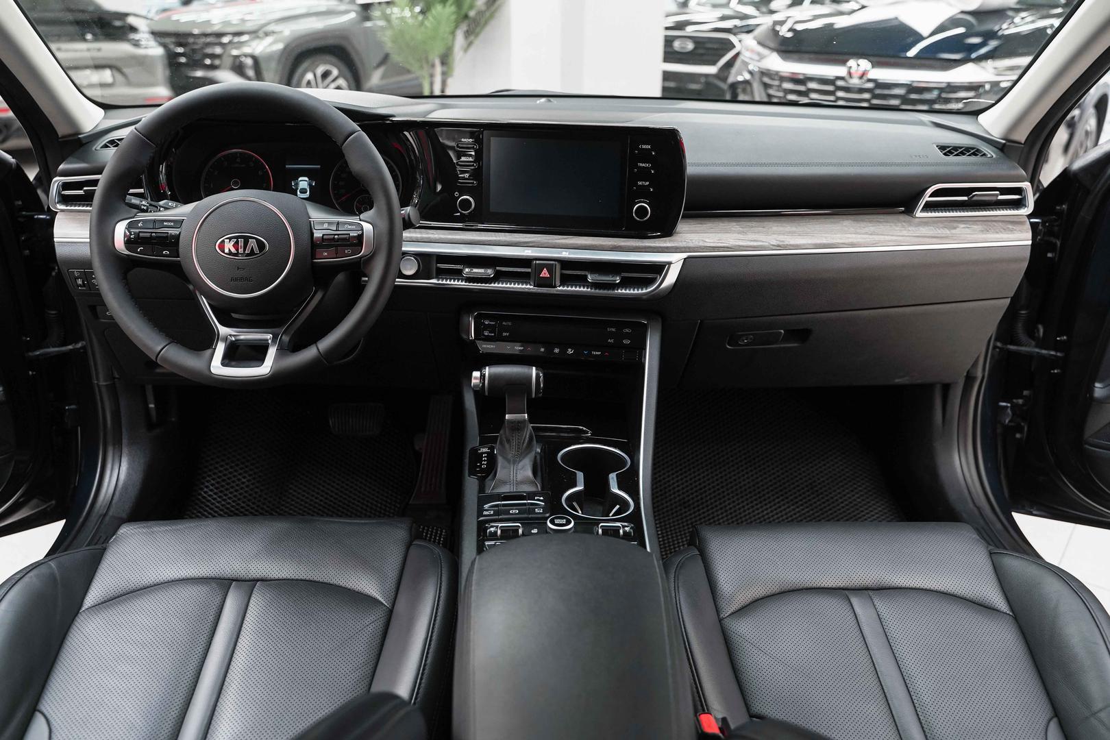 Kia K5 2020, синий, ДЦ Орехово