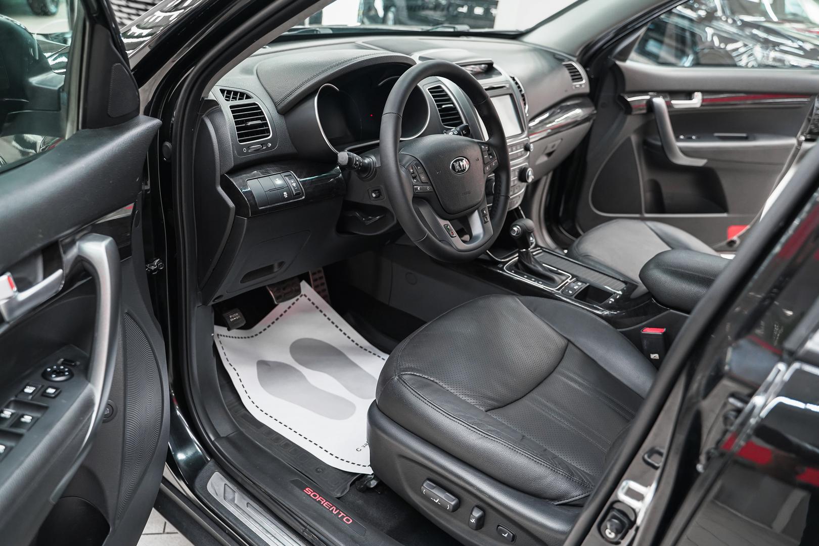 Kia Sorento 2014, черный, ДЦ Орехово