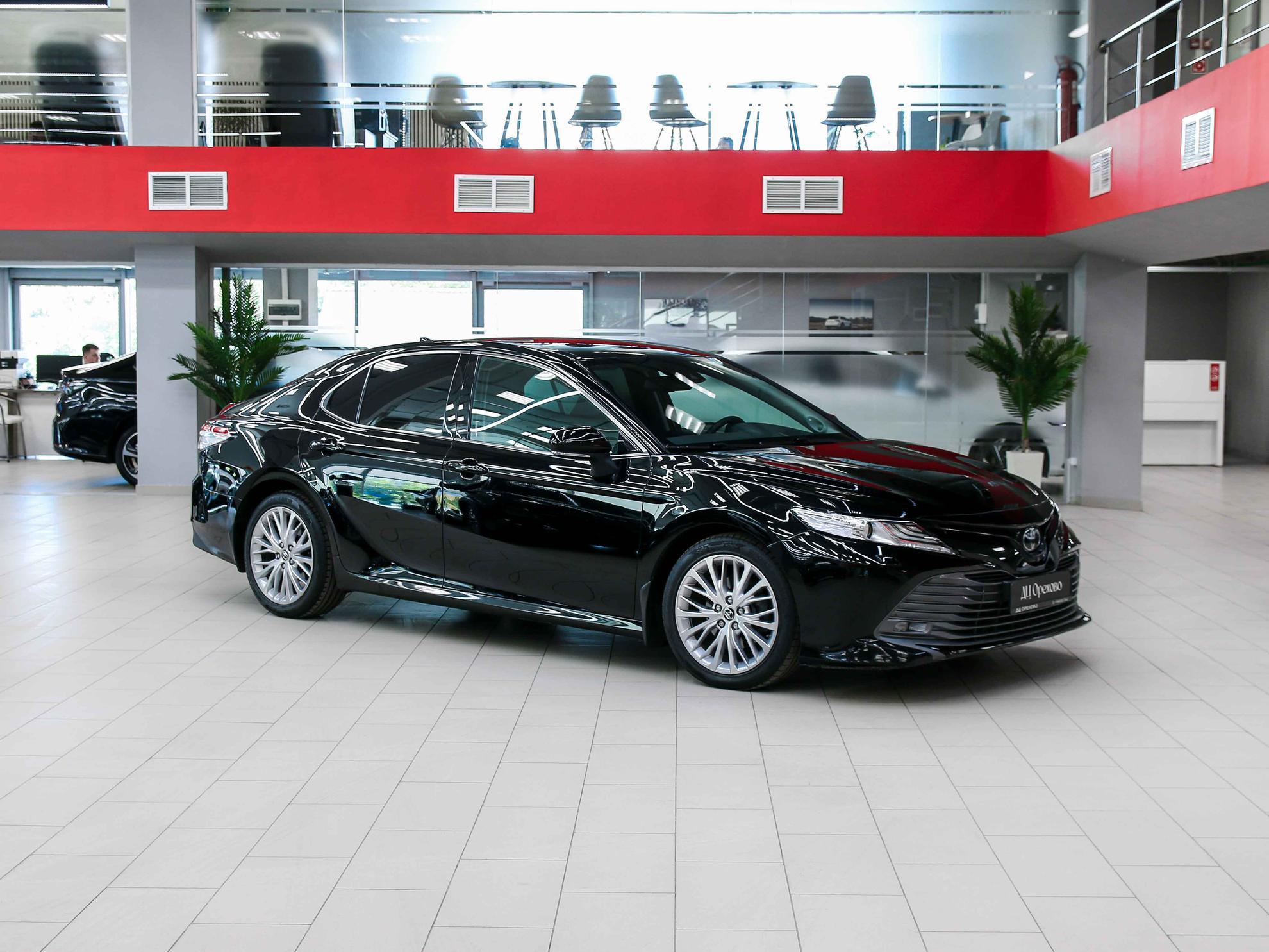 Toyota Camry 2019, черный, ДЦ Орехово