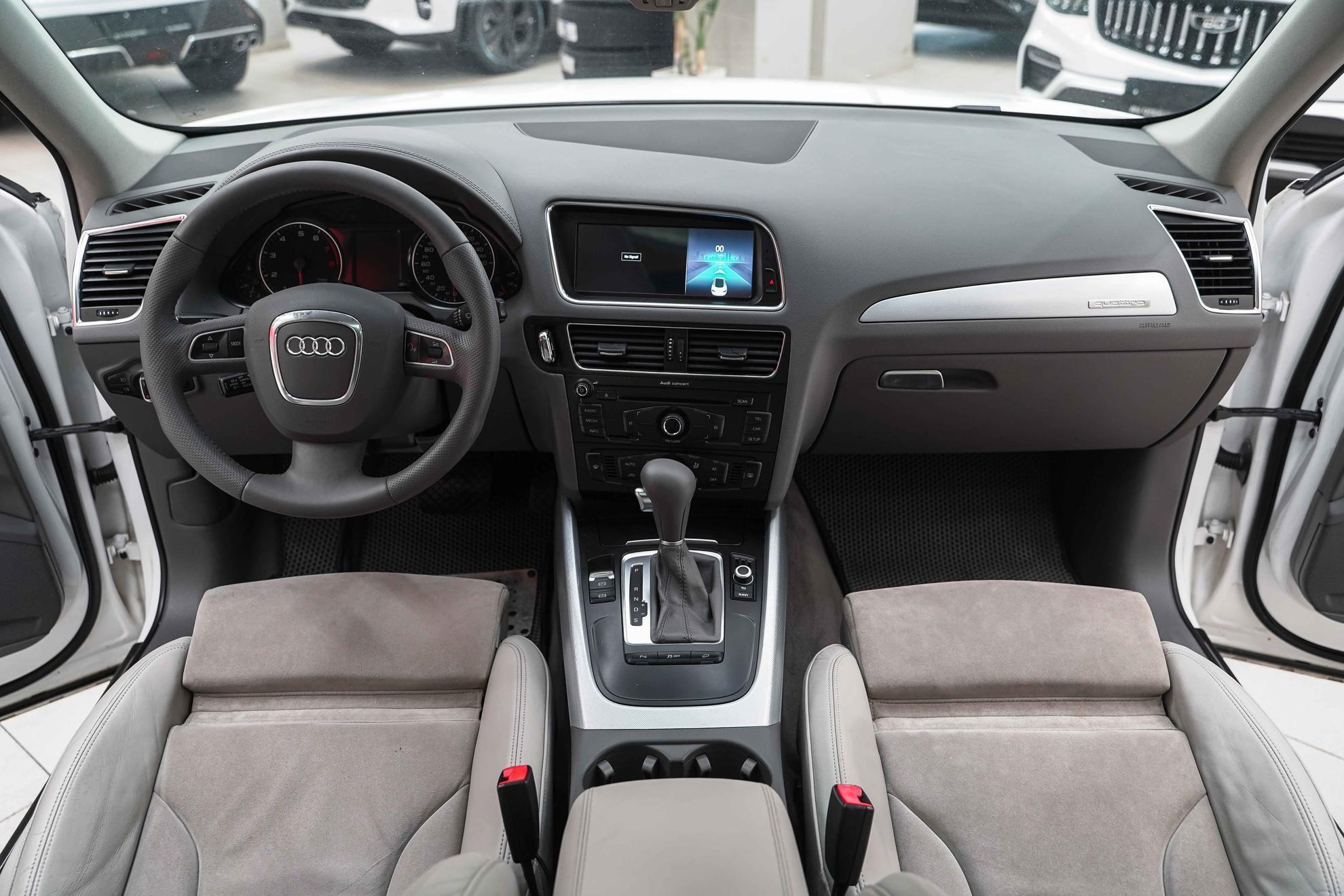 Audi Q5 2011, белый, ДЦ Орехово