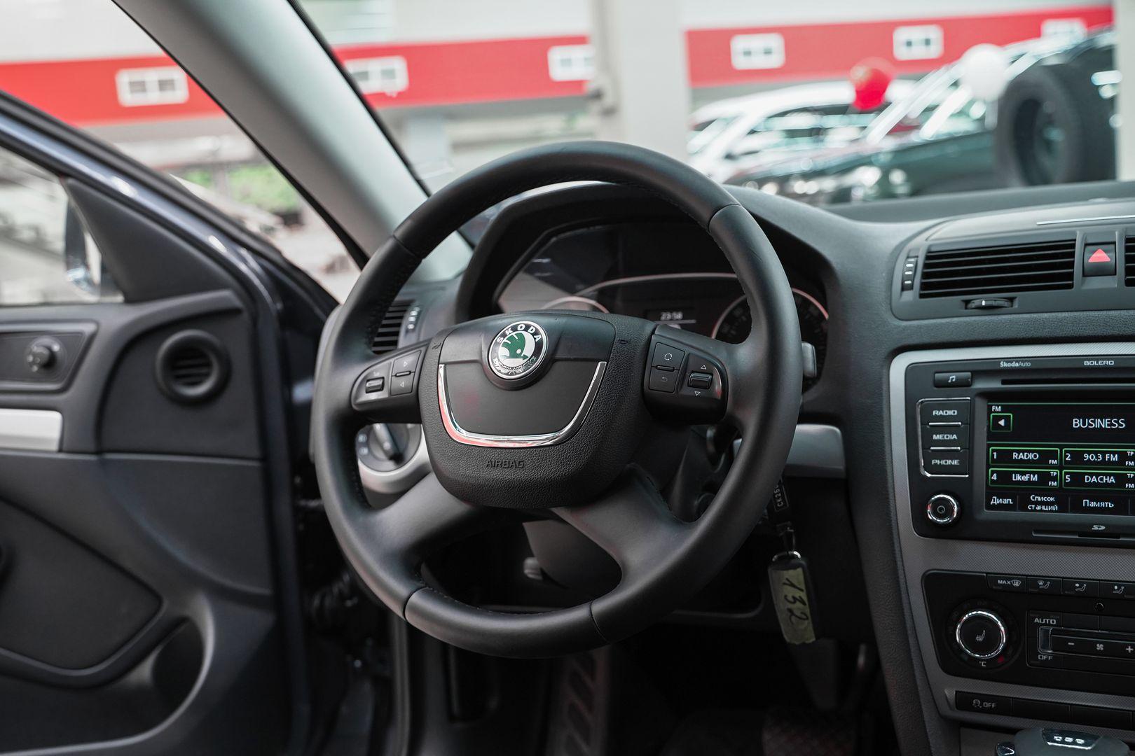 Skoda Octavia 2011, серый, ДЦ Орехово