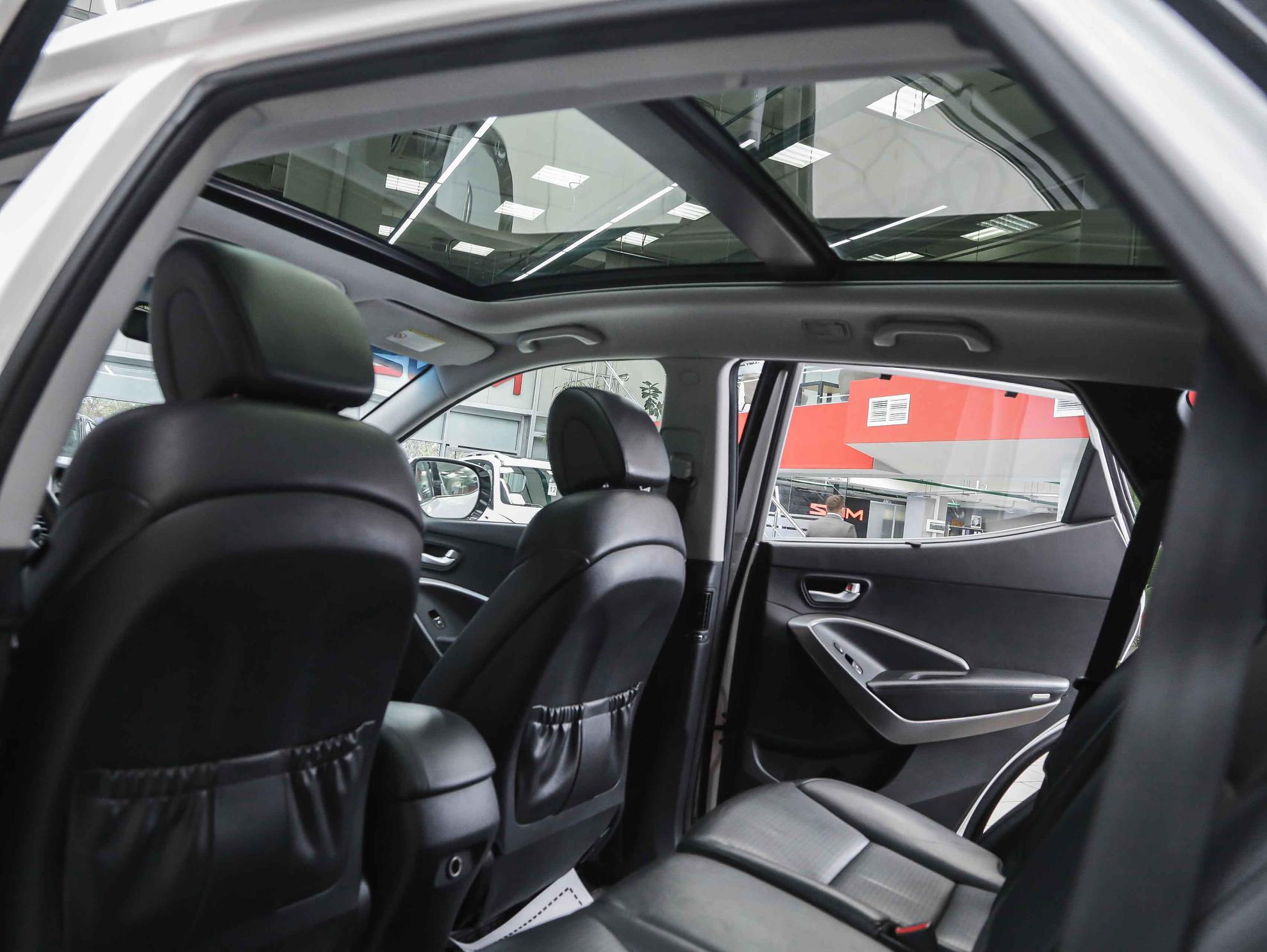 Hyundai Santa Fe 2013, белый, ДЦ Орехово