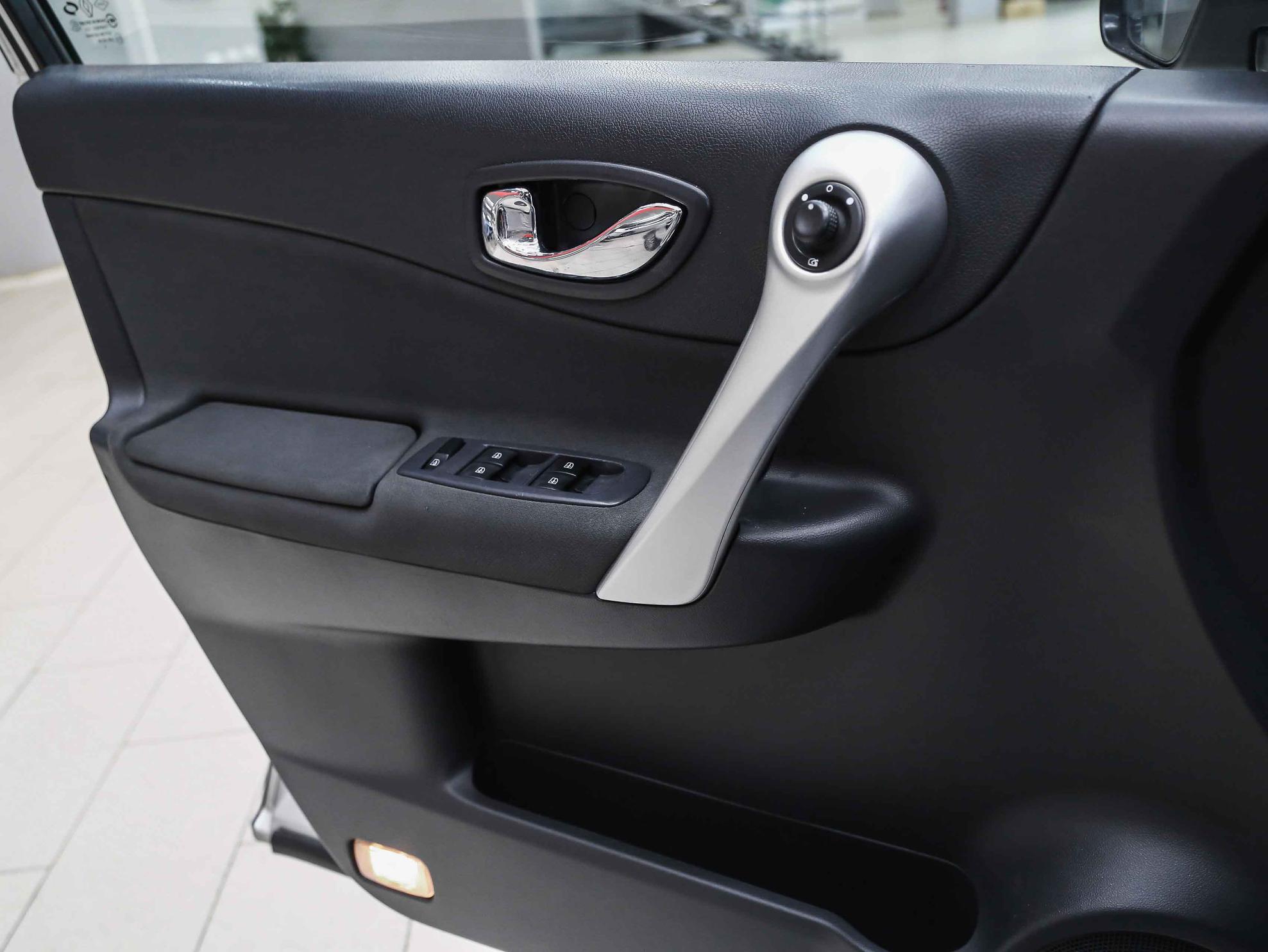 Renault Koleos 2010, серый, ДЦ Орехово
