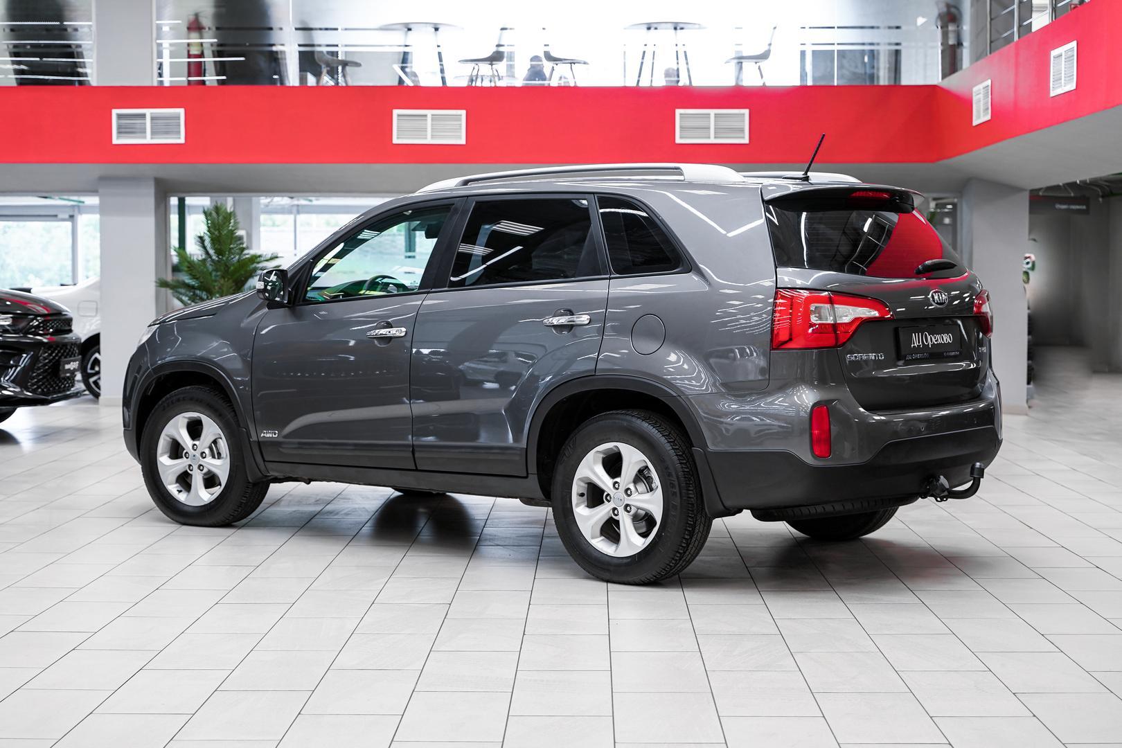 Kia Sorento 2014, серый, ДЦ Орехово