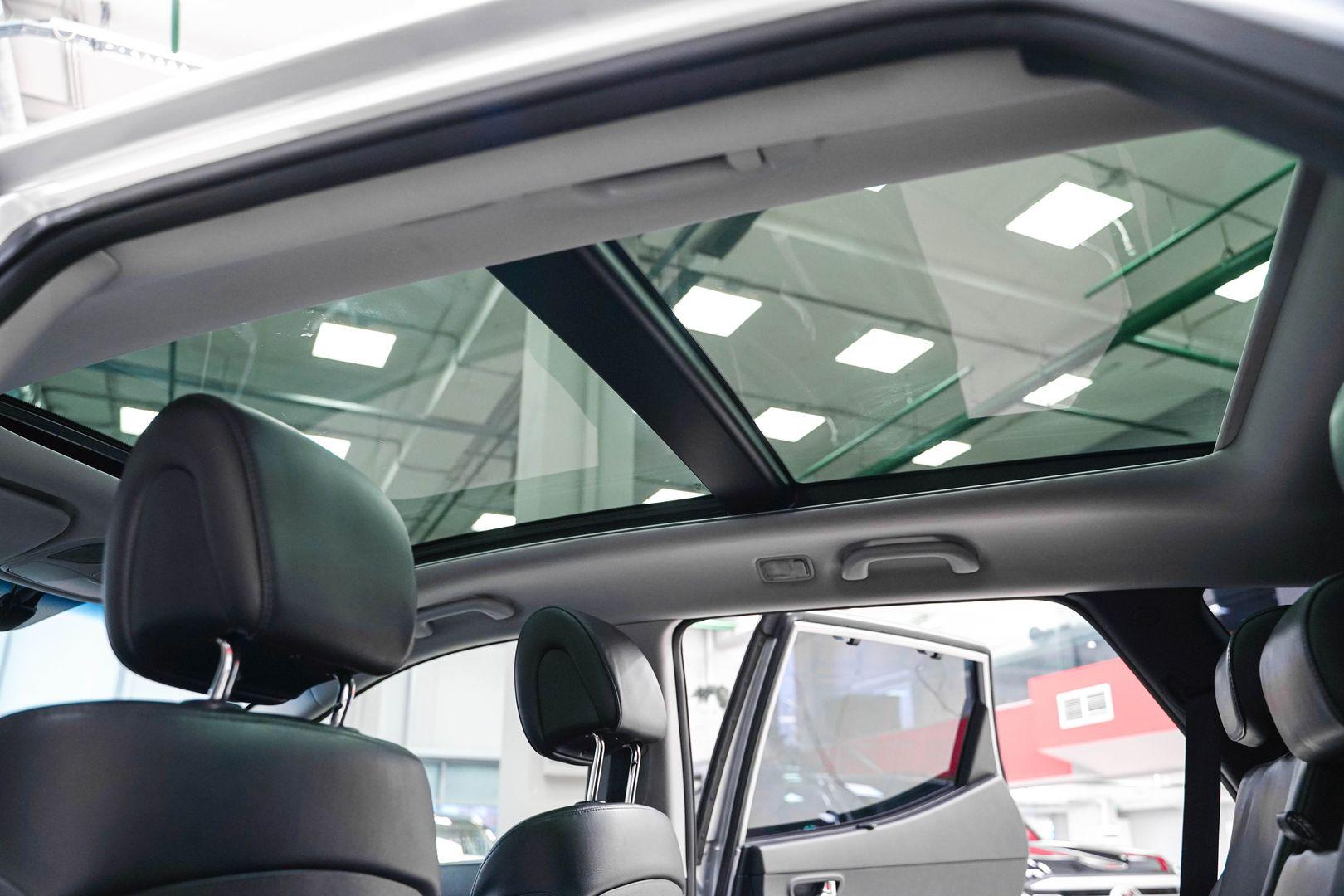 Hyundai Santa Fe 2014, серебряный, ДЦ Орехово