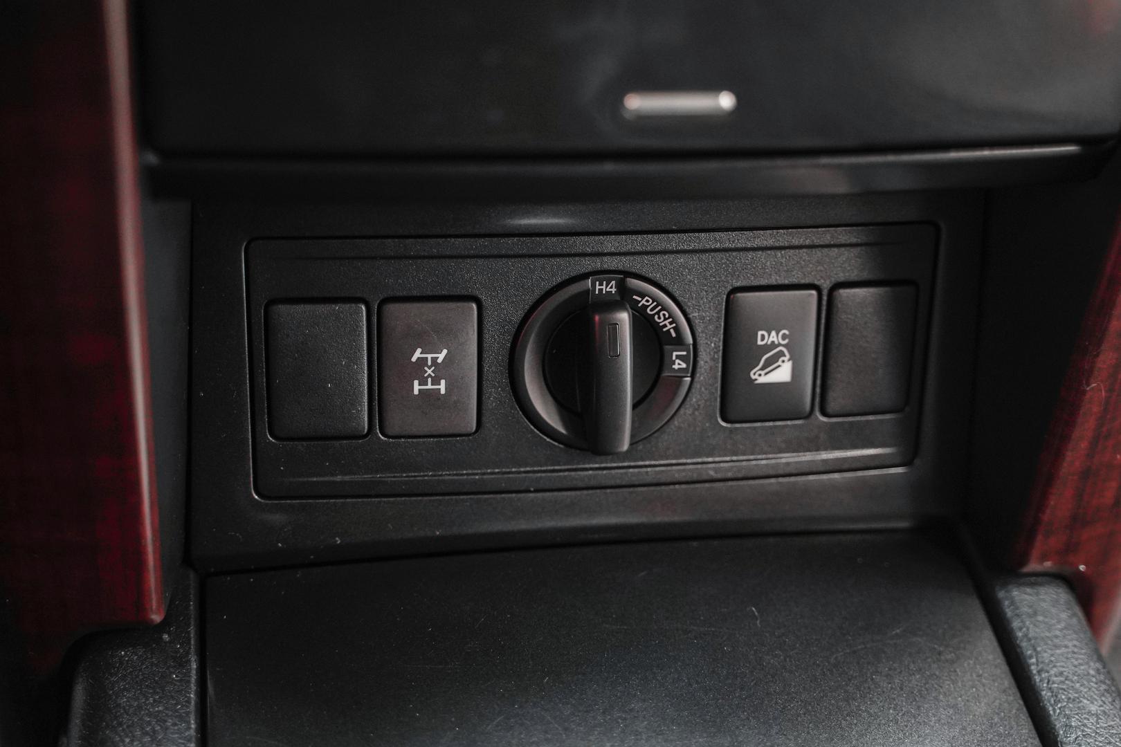 Toyota Land Cruiser Prado 2015, черный, ДЦ Орехово