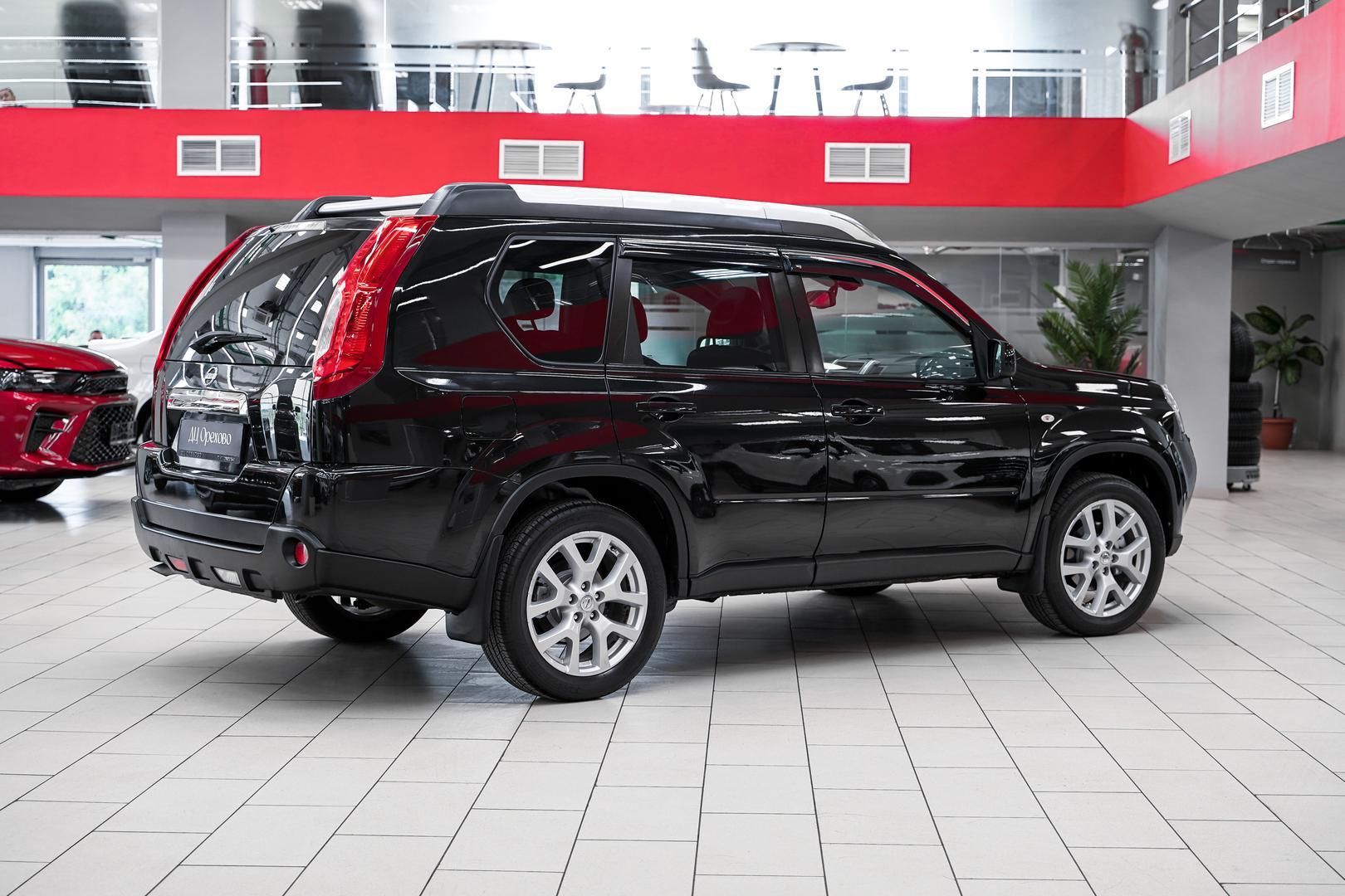 Nissan X-Trail 2012, черный, ДЦ Орехово