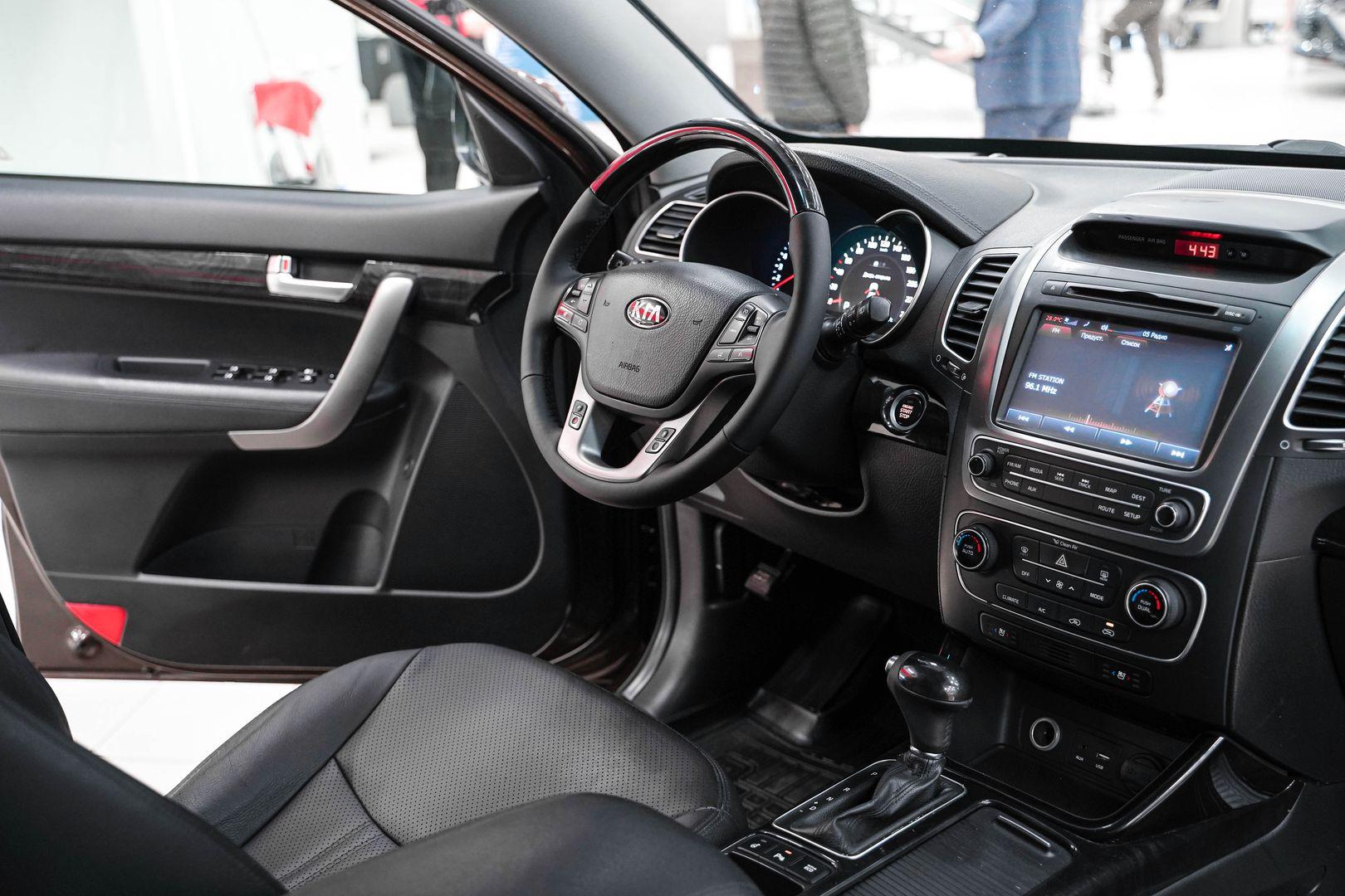 Kia Sorento 2016, коричневый, ДЦ Орехово
