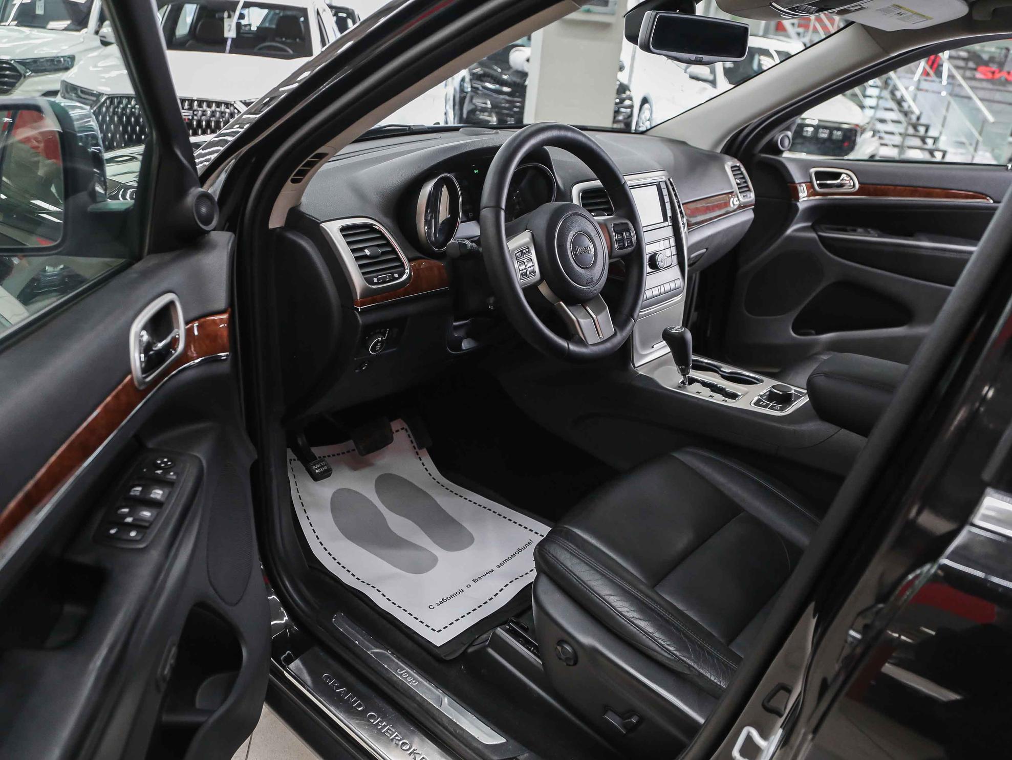 Jeep Grand Cherokee 2011, черный, ДЦ Орехово