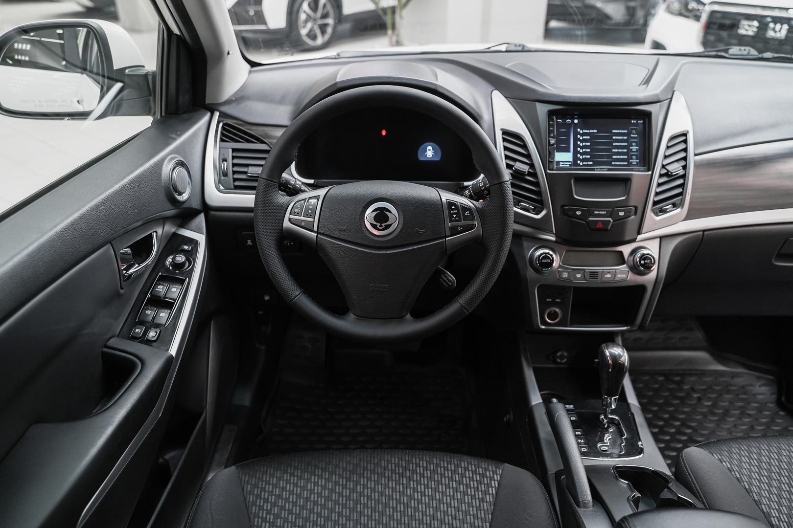 SsangYong Actyon 2013, белый, ДЦ Орехово
