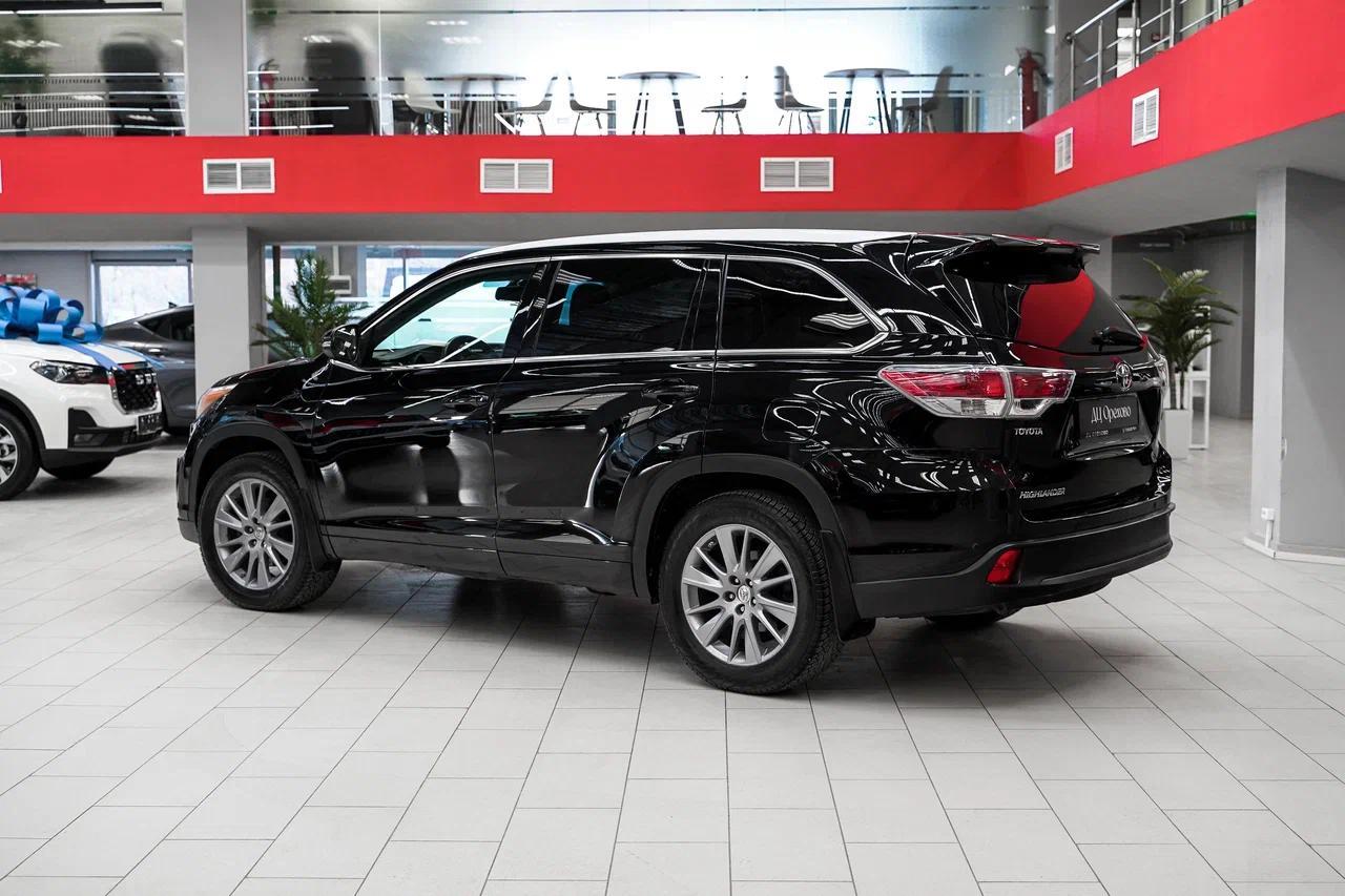 Toyota Highlander 2014, черный, ДЦ Орехово