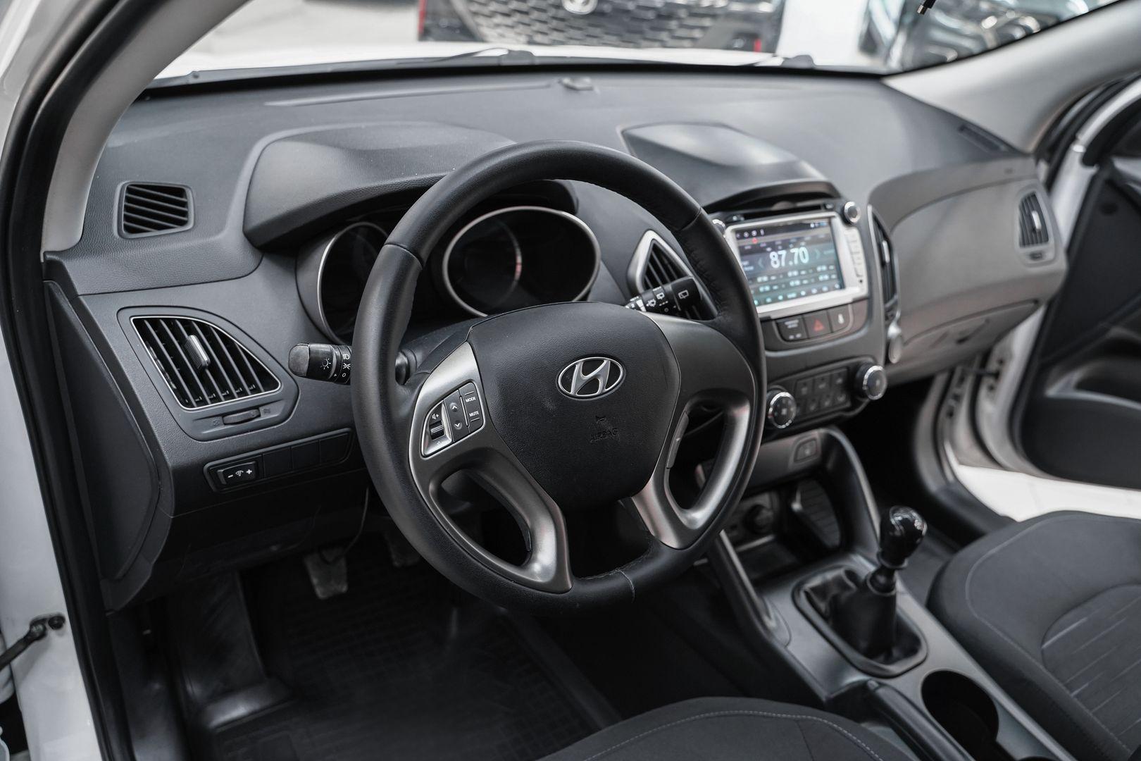 Hyundai ix35 2013, белый, ДЦ Орехово