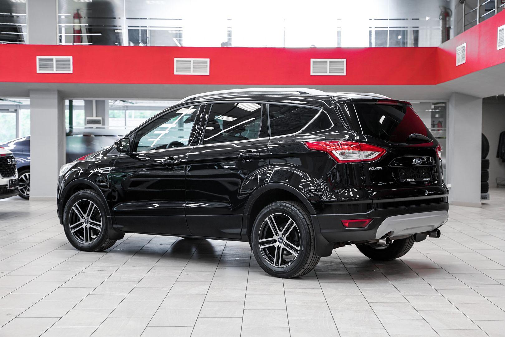 Ford Kuga 2013, черный, ДЦ Орехово