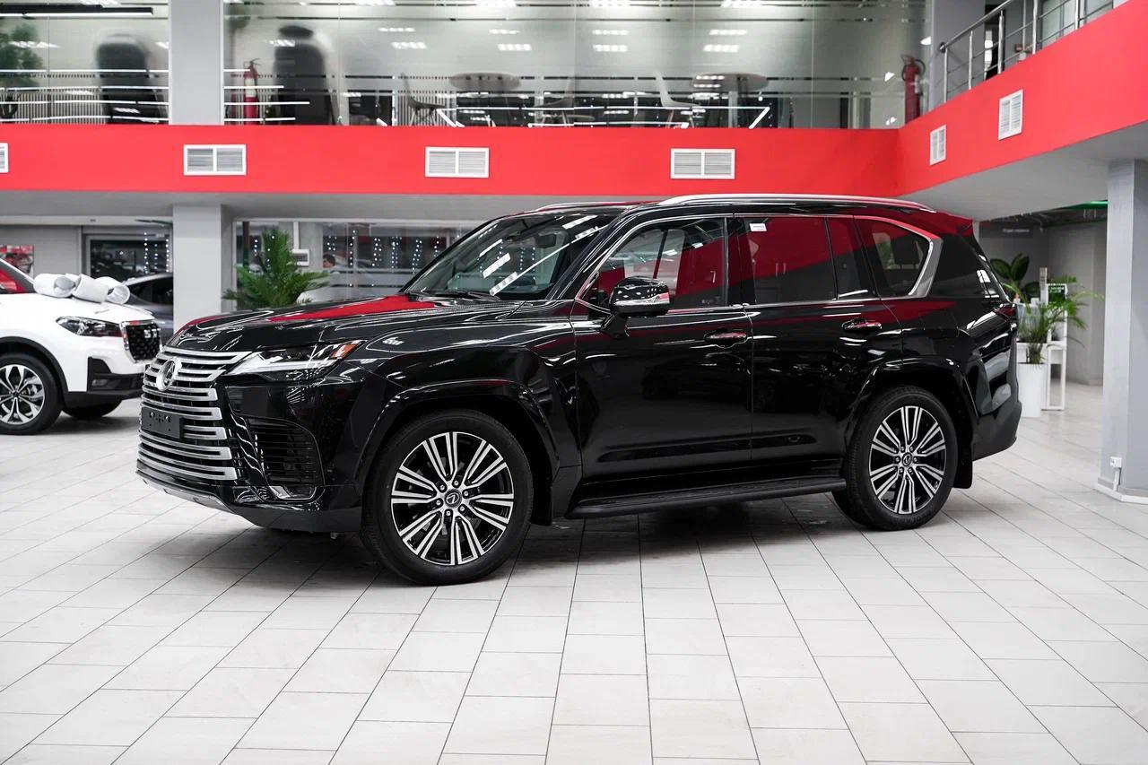 Lexus LX 2025, черный, ДЦ Орехово