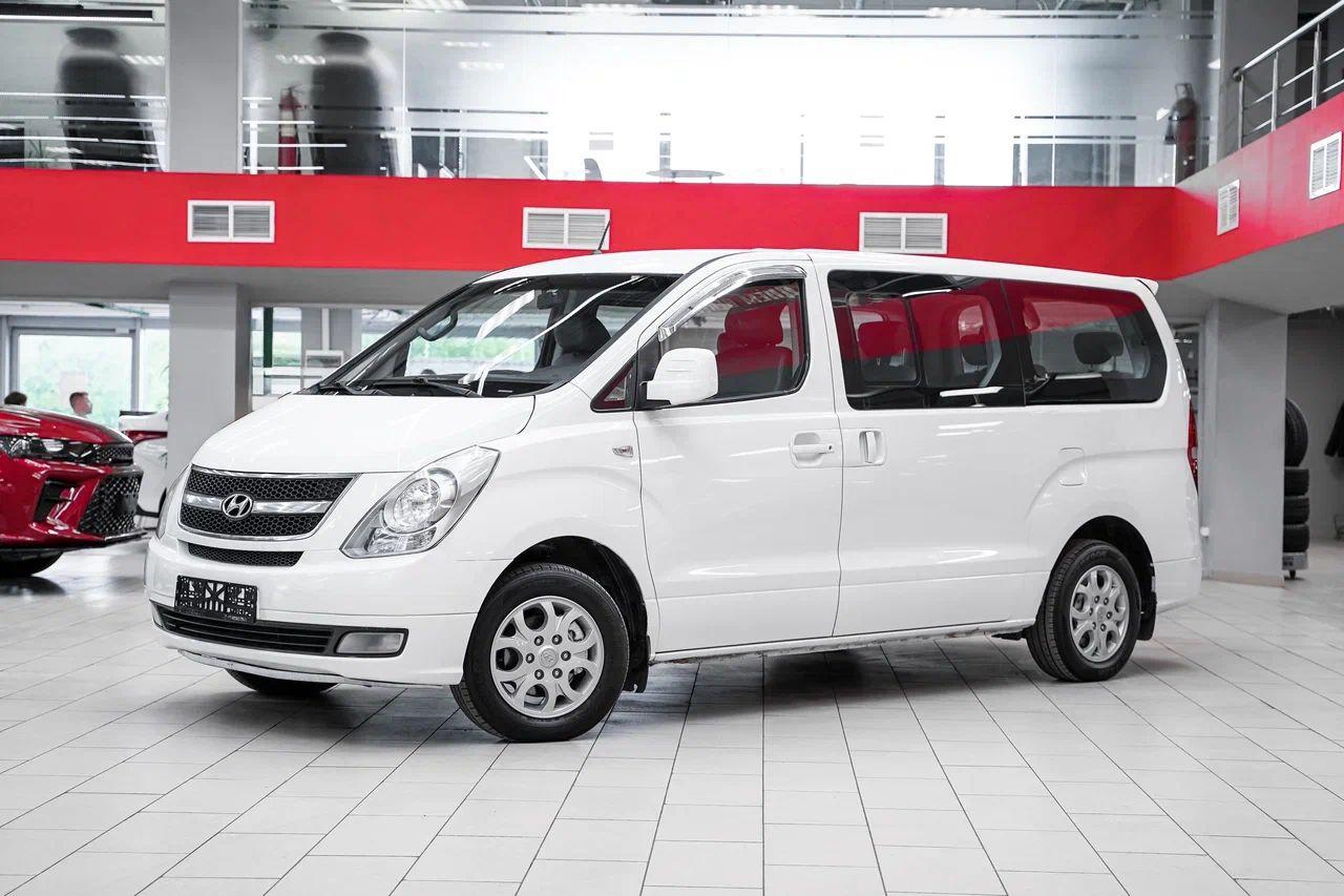 Hyundai Grand Starex 2012, белый, ДЦ Орехово