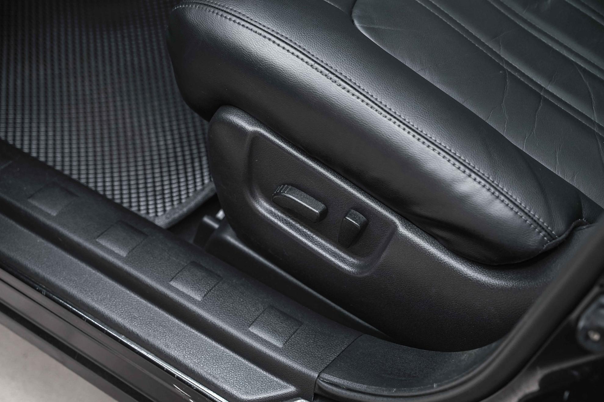 Nissan X-Trail 2011, черный, ДЦ Орехово