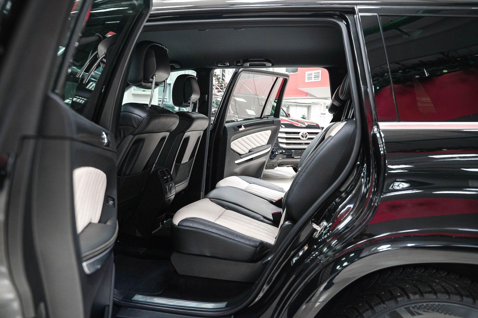 Mercedes-Benz GL-Класс 2012, черный, ДЦ Орехово